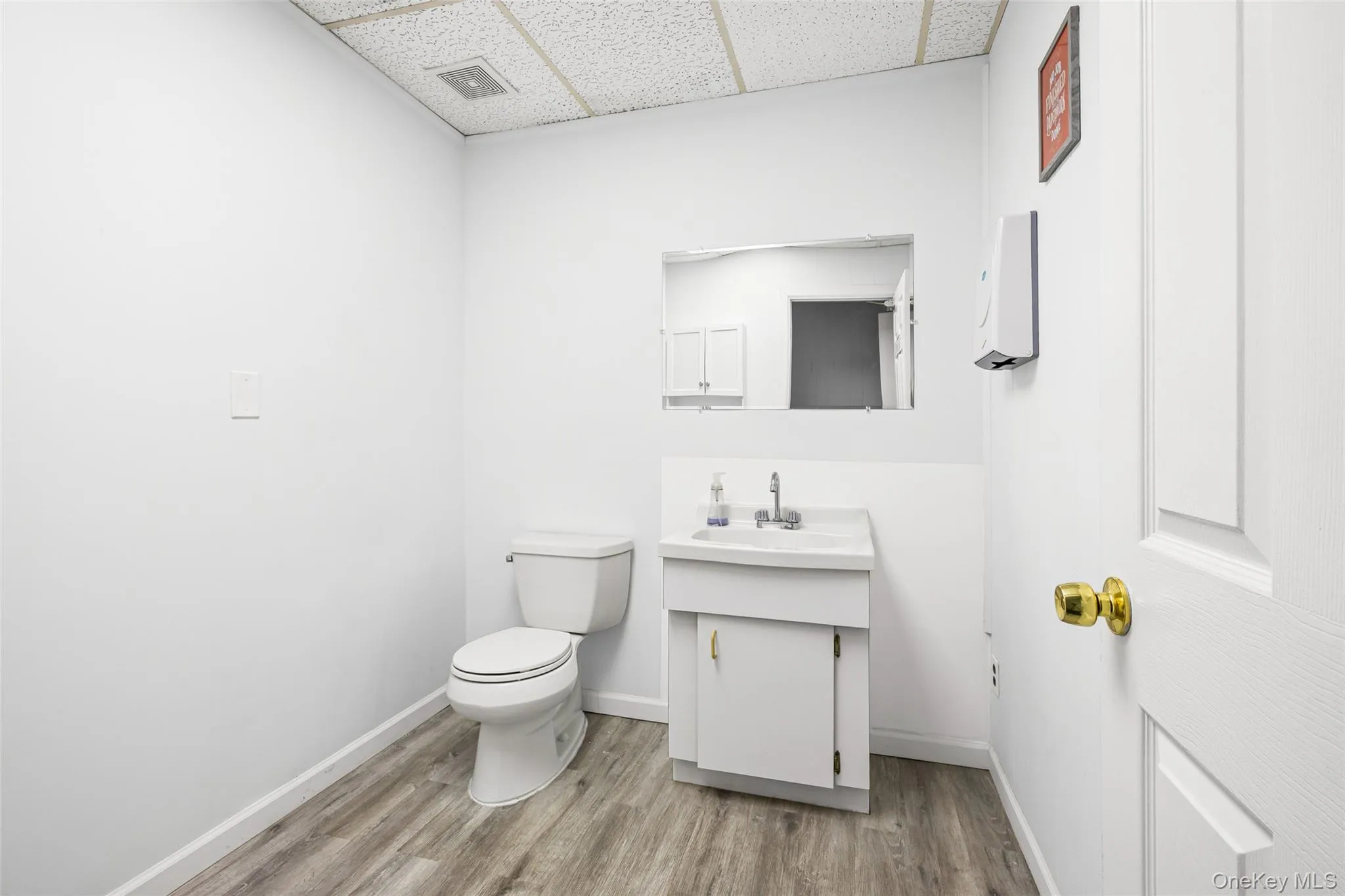 100 2nd Street, North Hempstead, NY, ,Commercial Lease,For Rent,2nd,0,969732 100 2nd Street, North Hempstead, NY, ,Commercial Lease,For Rent,2nd,0,969732