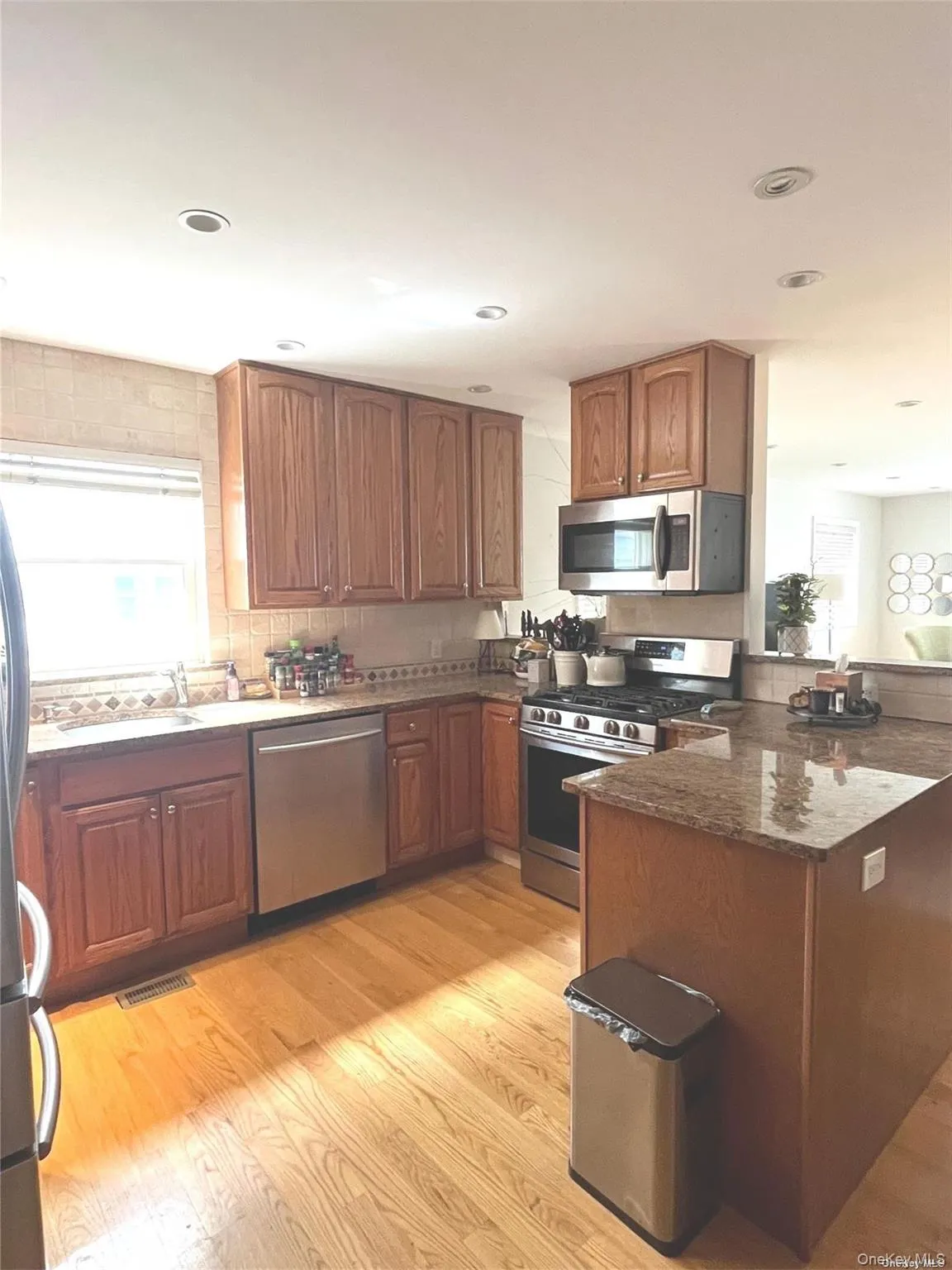 442 Beech Street, Long Beach, NY, 3 Bedrooms Bedrooms, 6 Rooms Rooms,2 BathroomsBathrooms,Residential Lease,For Rent,Beech,0,969740 442 Beech Street, Long Beach, NY, 3 Bedrooms Bedrooms, 6 Rooms Rooms,2 BathroomsBathrooms,Residential Lease,For Rent,Beech,0,969740