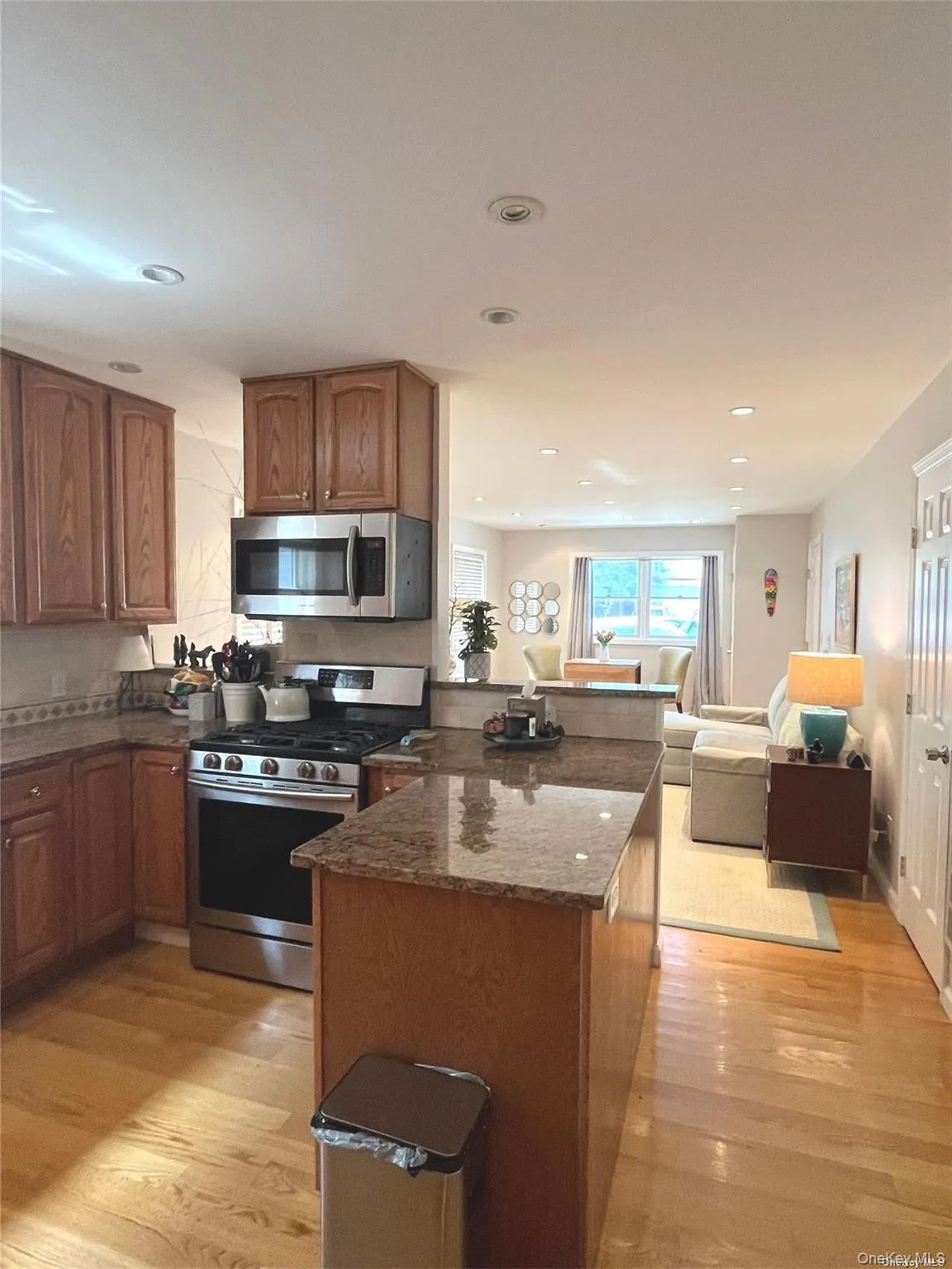 442 Beech Street, Long Beach, NY, 3 Bedrooms Bedrooms, 6 Rooms Rooms,2 BathroomsBathrooms,Residential Lease,For Rent,Beech,0,969740 442 Beech Street, Long Beach, NY, 3 Bedrooms Bedrooms, 6 Rooms Rooms,2 BathroomsBathrooms,Residential Lease,For Rent,Beech,0,969740
