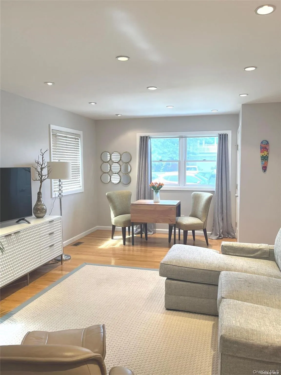 442 Beech Street, Long Beach, NY, 3 Bedrooms Bedrooms, 6 Rooms Rooms,2 BathroomsBathrooms,Residential Lease,For Rent,Beech,0,969740 442 Beech Street, Long Beach, NY, 3 Bedrooms Bedrooms, 6 Rooms Rooms,2 BathroomsBathrooms,Residential Lease,For Rent,Beech,0,969740