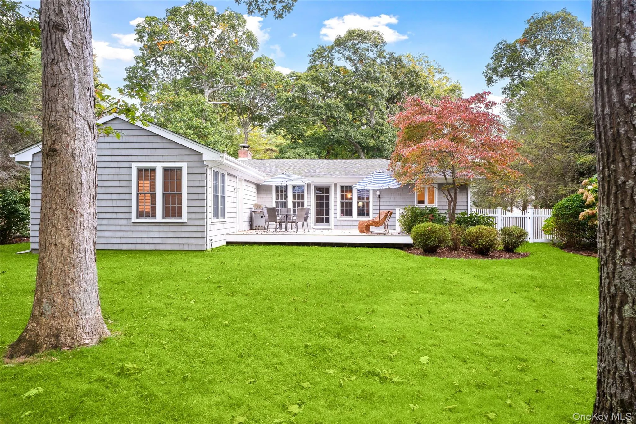 73 Beach Road, Southampton, NY, 3 Bedrooms Bedrooms, 5 Rooms Rooms,2 BathroomsBathrooms,Residential Lease,For Rent,Beach,0,969750 73 Beach Road, Southampton, NY, 3 Bedrooms Bedrooms, 5 Rooms Rooms,2 BathroomsBathrooms,Residential Lease,For Rent,Beach,0,969750