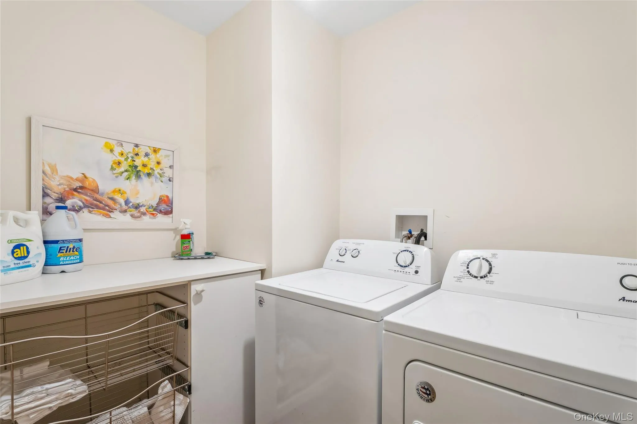 73 Beach Road, Southampton, NY, 3 Bedrooms Bedrooms, 5 Rooms Rooms,2 BathroomsBathrooms,Residential Lease,For Rent,Beach,0,969750 73 Beach Road, Southampton, NY, 3 Bedrooms Bedrooms, 5 Rooms Rooms,2 BathroomsBathrooms,Residential Lease,For Rent,Beach,0,969750