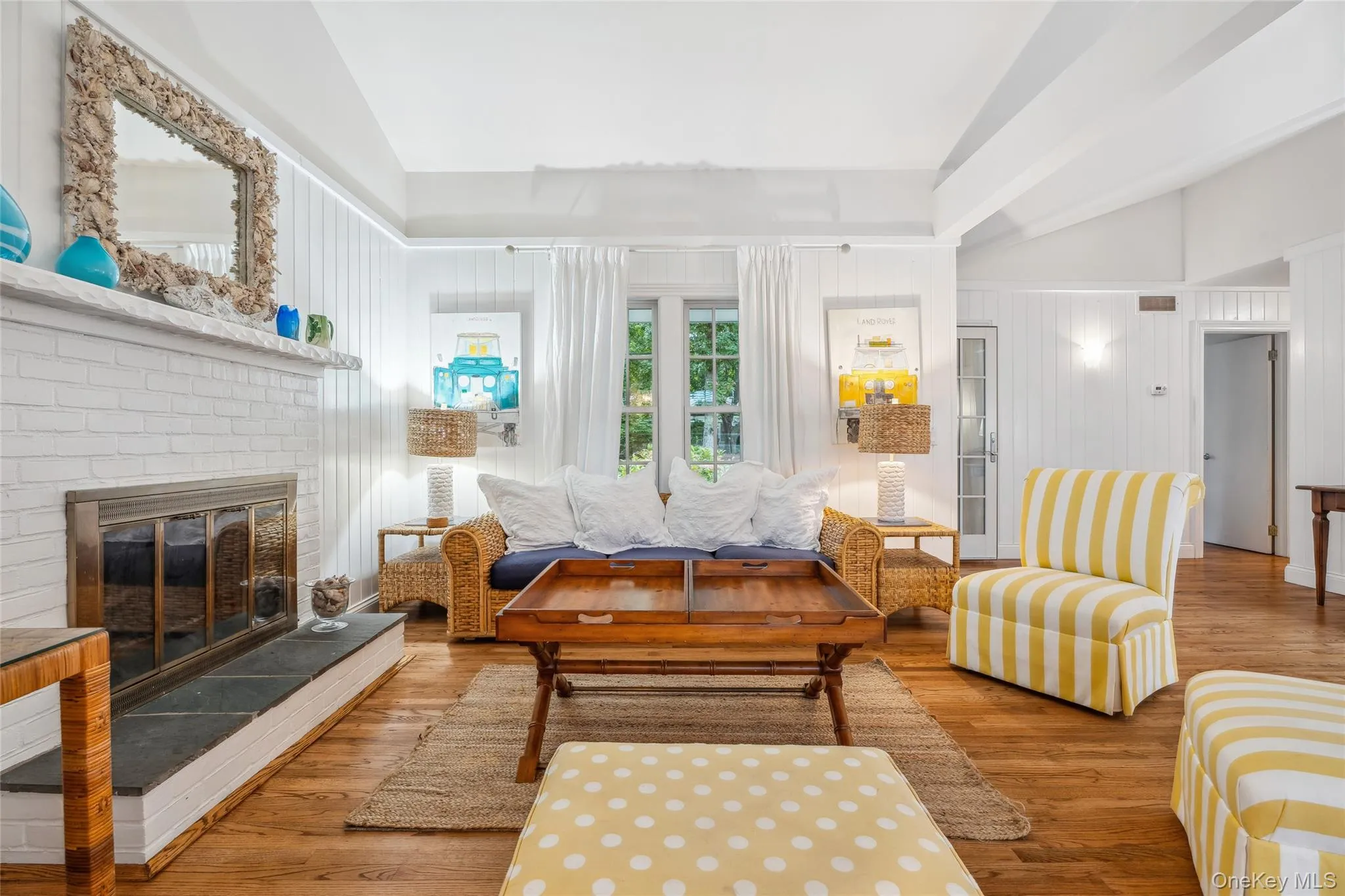 73 Beach Road, Southampton, NY, 3 Bedrooms Bedrooms, 5 Rooms Rooms,2 BathroomsBathrooms,Residential Lease,For Rent,Beach,0,969750 73 Beach Road, Southampton, NY, 3 Bedrooms Bedrooms, 5 Rooms Rooms,2 BathroomsBathrooms,Residential Lease,For Rent,Beach,0,969750