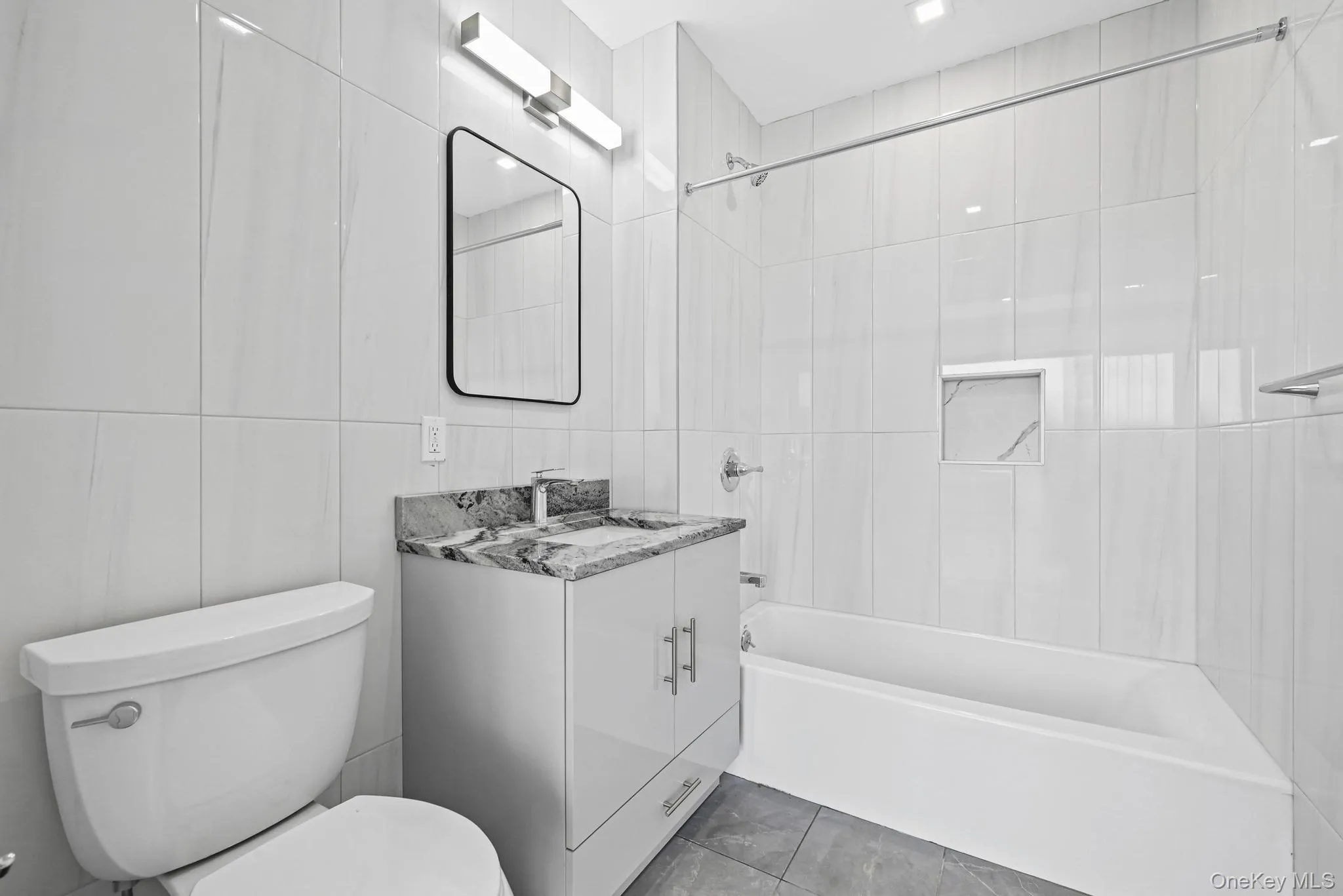 444 Graham Avenue, New York, NY, 2 Bedrooms Bedrooms, 3 Rooms Rooms,1 BathroomBathrooms,Residential Lease,For Rent,Graham,0,969752 444 Graham Avenue, New York, NY, 2 Bedrooms Bedrooms, 3 Rooms Rooms,1 BathroomBathrooms,Residential Lease,For Rent,Graham,0,969752