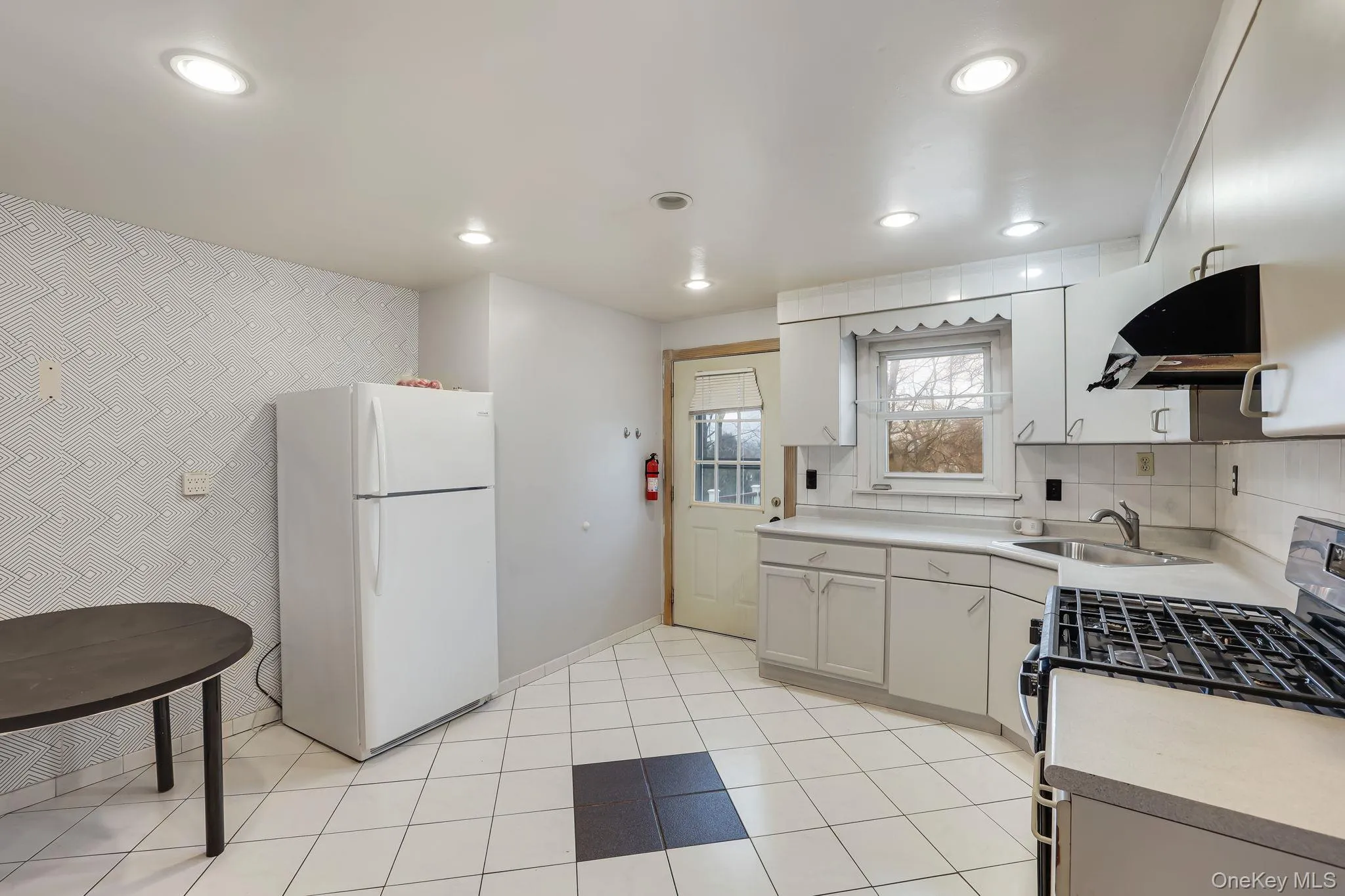 2 Gillis Avenue, Clarkstown, NY, 4 Bedrooms Bedrooms, 9 Rooms Rooms,2 BathroomsBathrooms,Residential Lease,For Rent,Gillis,0,969760 2 Gillis Avenue, Clarkstown, NY, 4 Bedrooms Bedrooms, 9 Rooms Rooms,2 BathroomsBathrooms,Residential Lease,For Rent,Gillis,0,969760