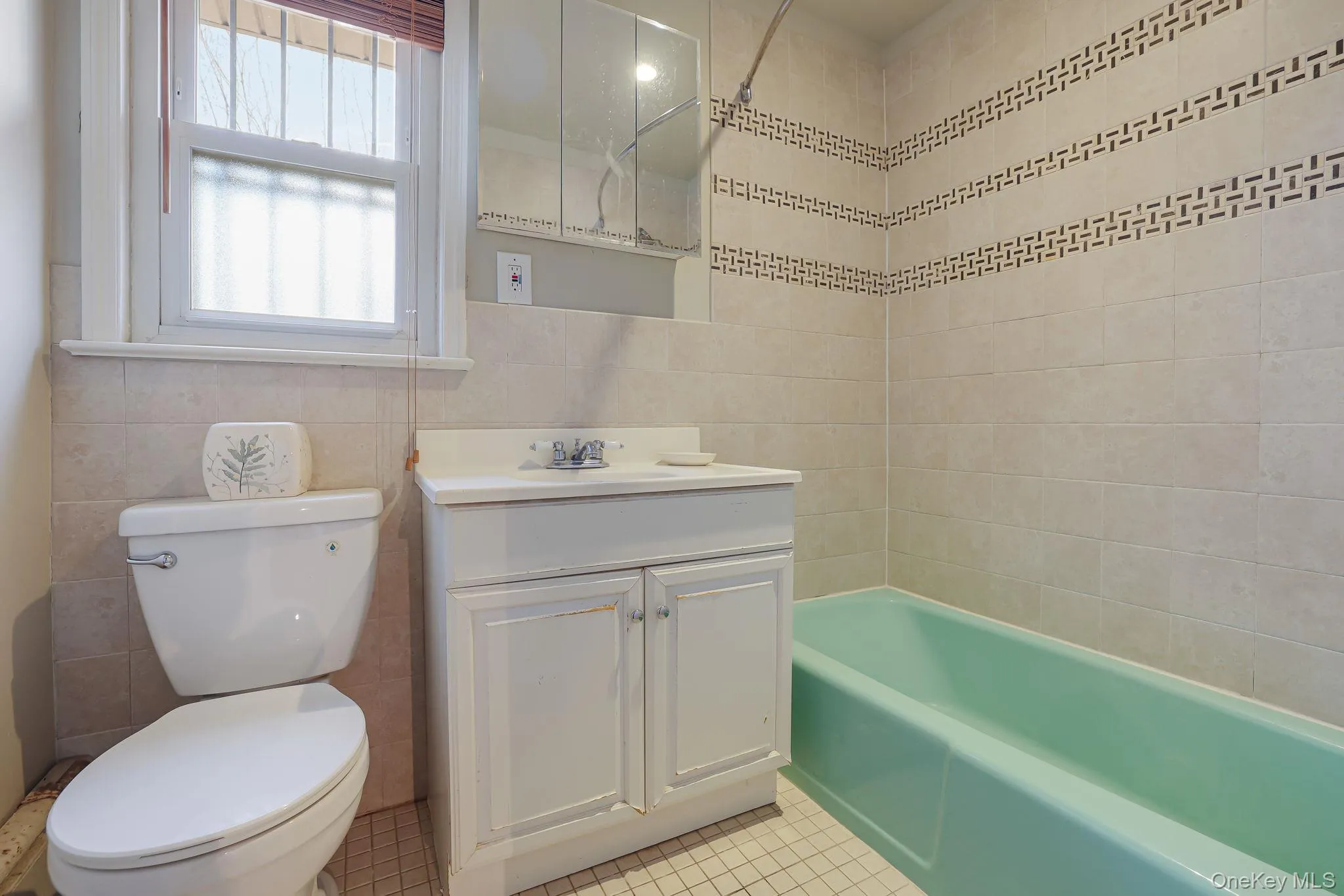 2 Gillis Avenue, Clarkstown, NY, 4 Bedrooms Bedrooms, 9 Rooms Rooms,2 BathroomsBathrooms,Residential Lease,For Rent,Gillis,0,969760 2 Gillis Avenue, Clarkstown, NY, 4 Bedrooms Bedrooms, 9 Rooms Rooms,2 BathroomsBathrooms,Residential Lease,For Rent,Gillis,0,969760