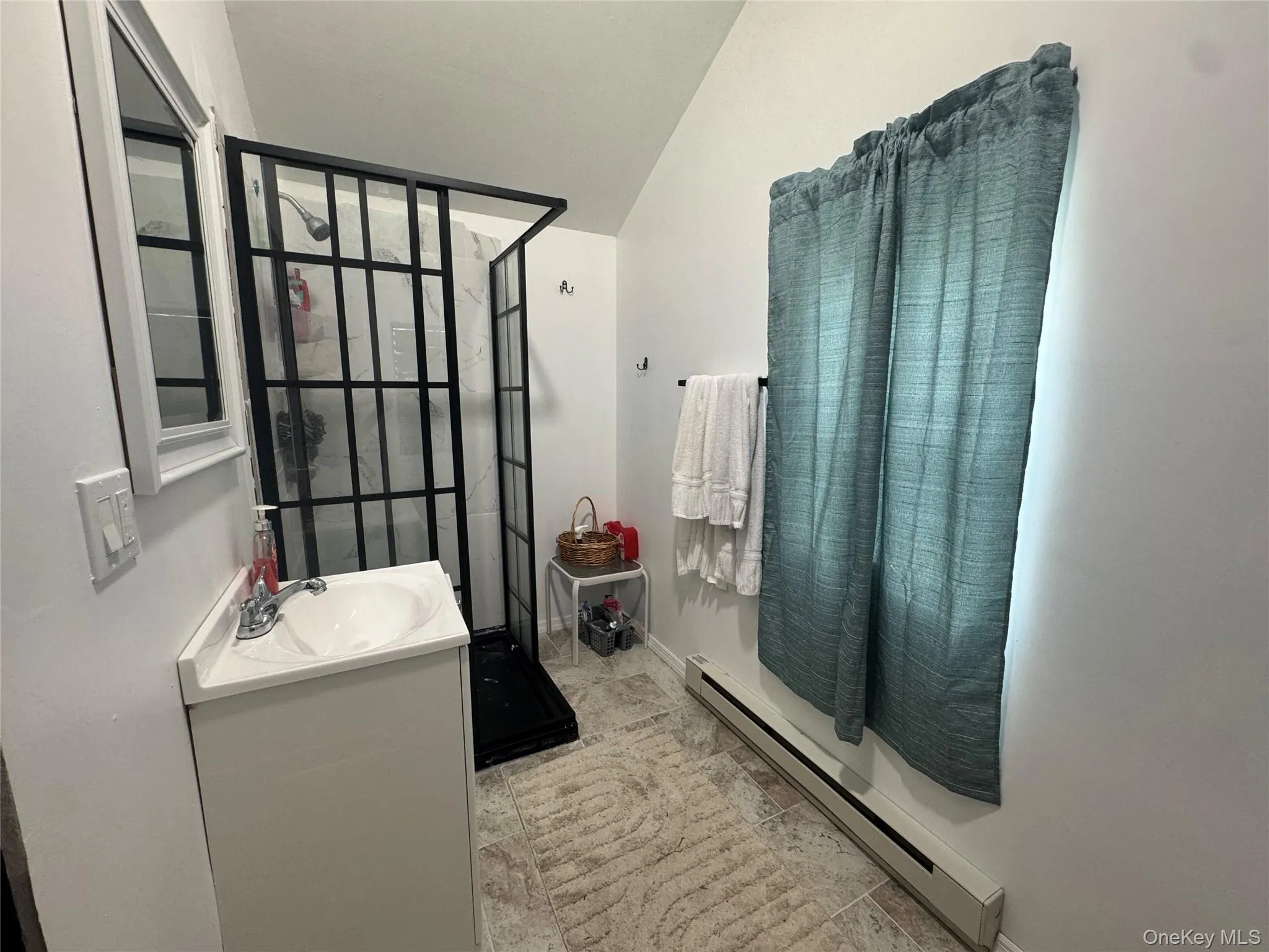 Pool house full bathroom #3 Pool house full bathroom #3