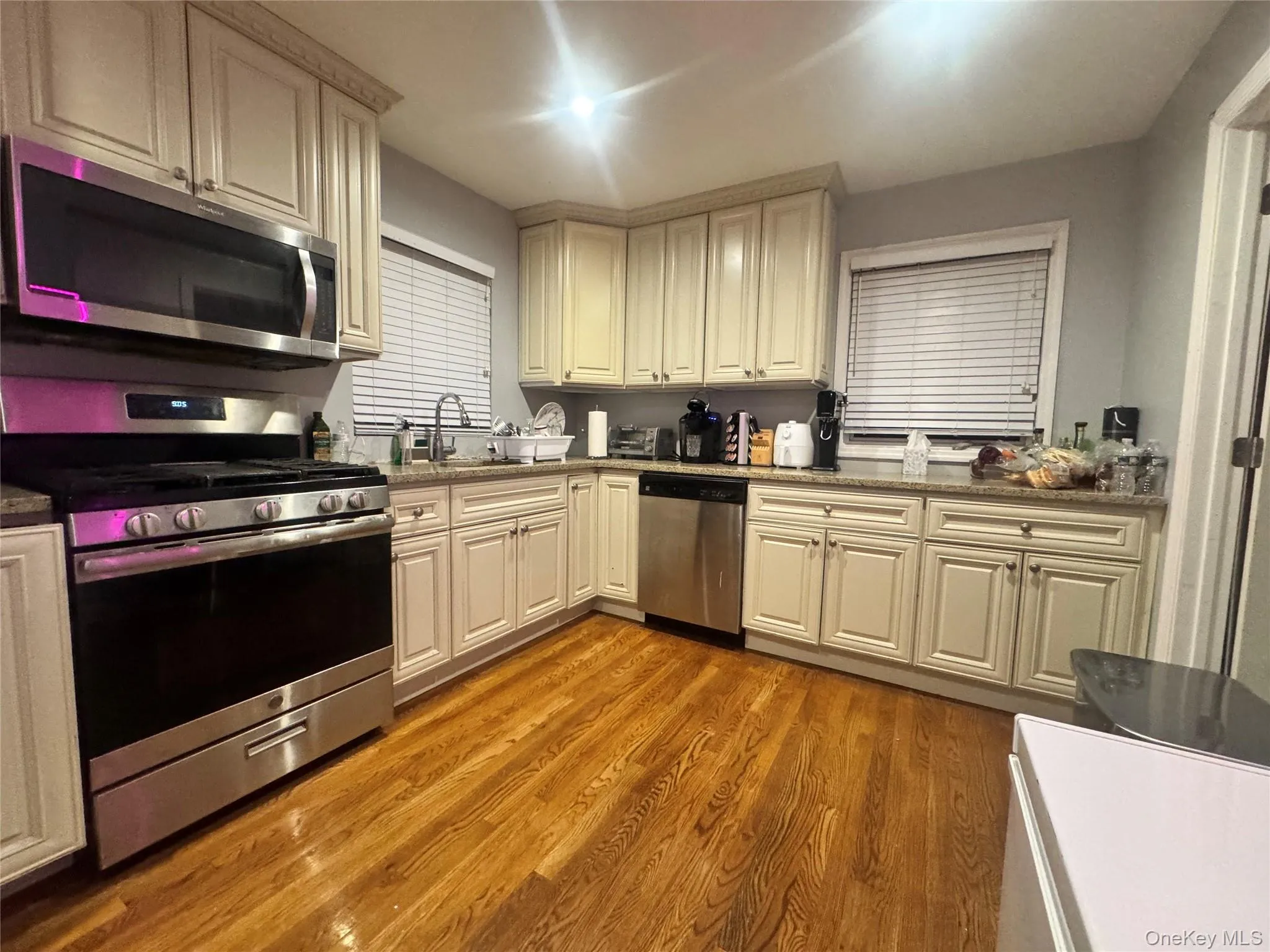 Granite counter tops, wood cabinets and stainless steel appliances Granite counter tops, wood cabinets and stainless steel appliances