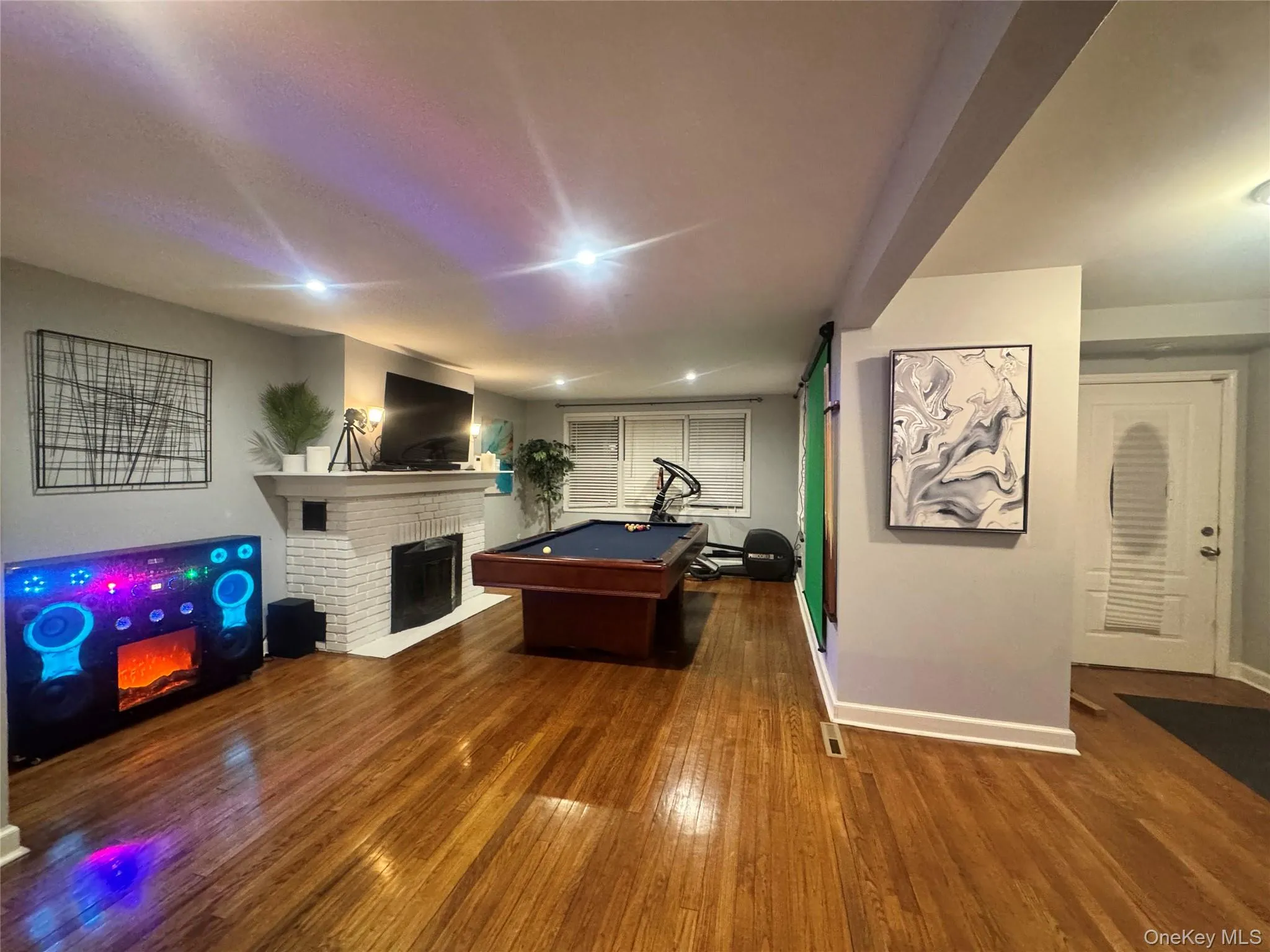 Open floor plan. Living room. Open floor plan. Living room.