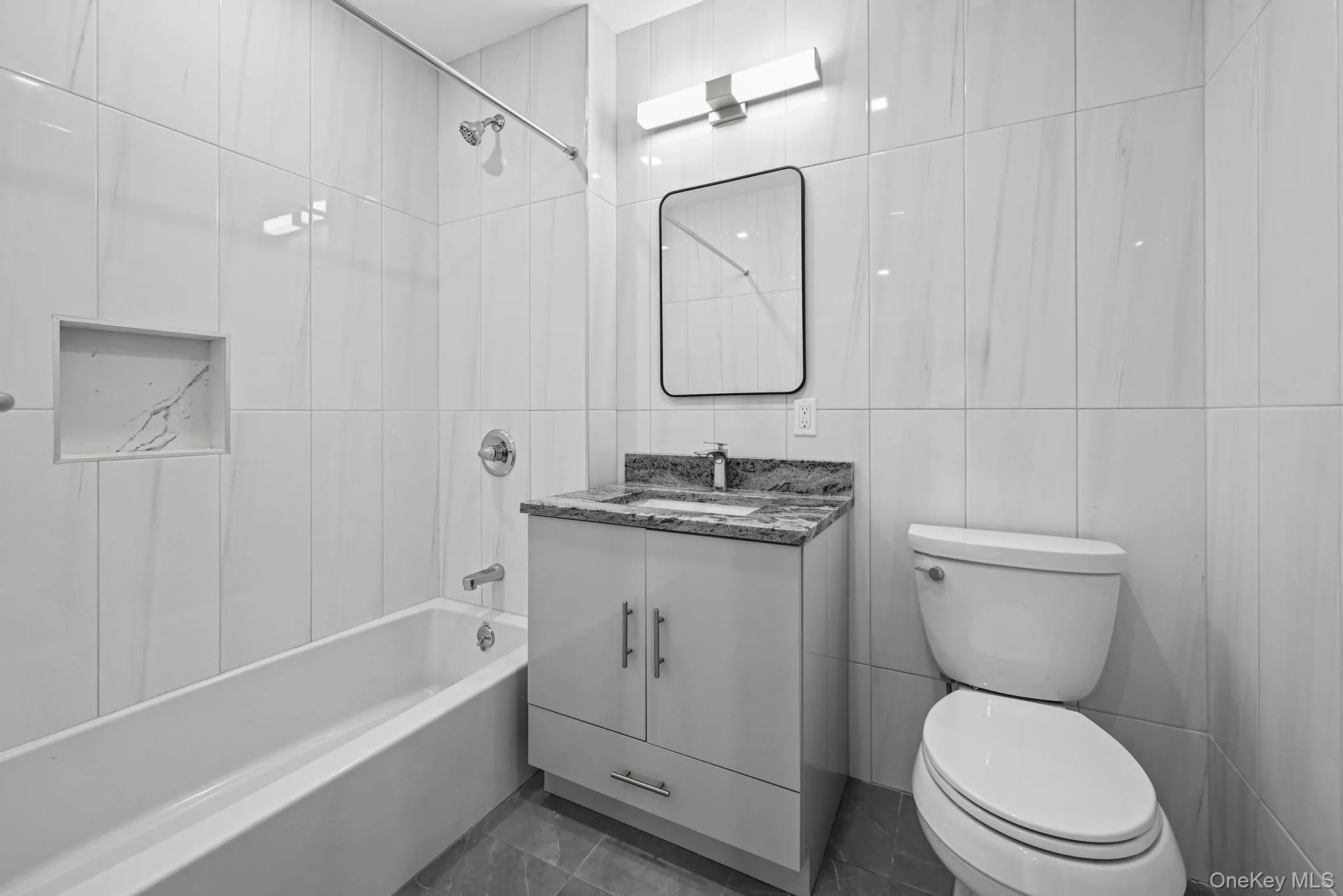 444 Graham Avenue, New York, NY, 1 Bedroom Bedrooms, 2 Rooms Rooms,1 BathroomBathrooms,Residential Lease,For Rent,Graham,0,969775 444 Graham Avenue, New York, NY, 1 Bedroom Bedrooms, 2 Rooms Rooms,1 BathroomBathrooms,Residential Lease,For Rent,Graham,0,969775