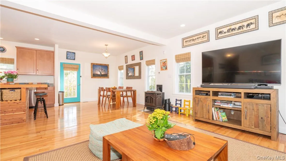 9 Jake Henry Drive, Marlboro, NY, 3 Bedrooms Bedrooms, 10 Rooms Rooms,3 BathroomsBathrooms,Residential,For Rent,Jake Henry,0,969784 9 Jake Henry Drive, Marlboro, NY, 3 Bedrooms Bedrooms, 10 Rooms Rooms,3 BathroomsBathrooms,Residential,For Rent,Jake Henry,0,969784