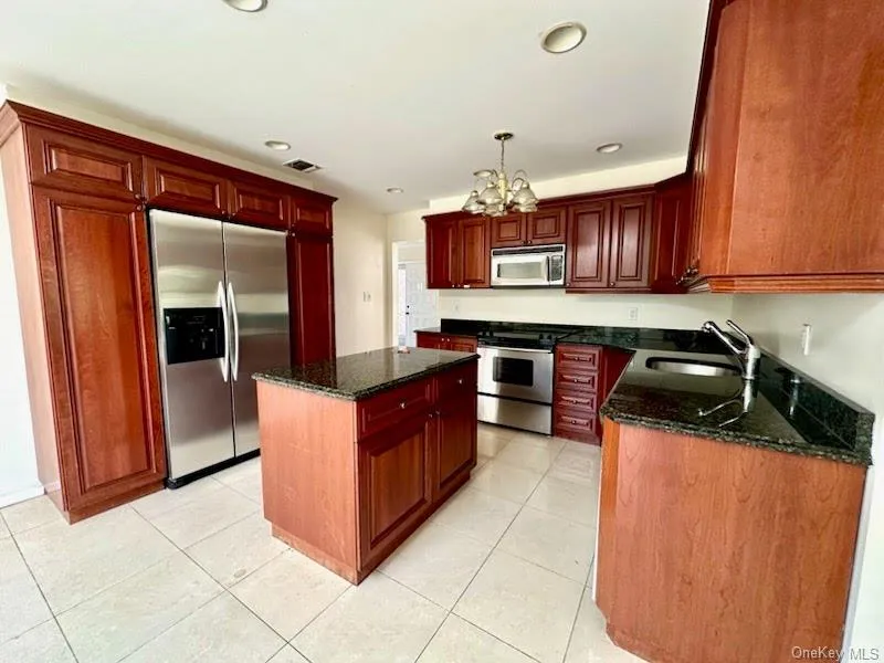 106 Woods Drive, North Hempstead, NY, 5 Bedrooms Bedrooms, 9 Rooms Rooms,4 BathroomsBathrooms,Residential,For Rent,Woods,0,969786 106 Woods Drive, North Hempstead, NY, 5 Bedrooms Bedrooms, 9 Rooms Rooms,4 BathroomsBathrooms,Residential,For Rent,Woods,0,969786