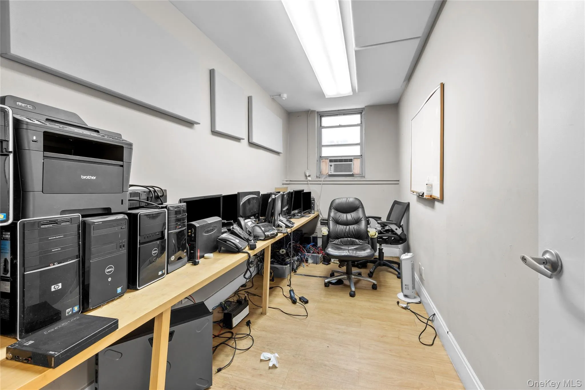 7150 Parsons Boulevard, New York, NY, ,Commercial Lease,For Rent,Parsons,0,969818 7150 Parsons Boulevard, New York, NY, ,Commercial Lease,For Rent,Parsons,0,969818