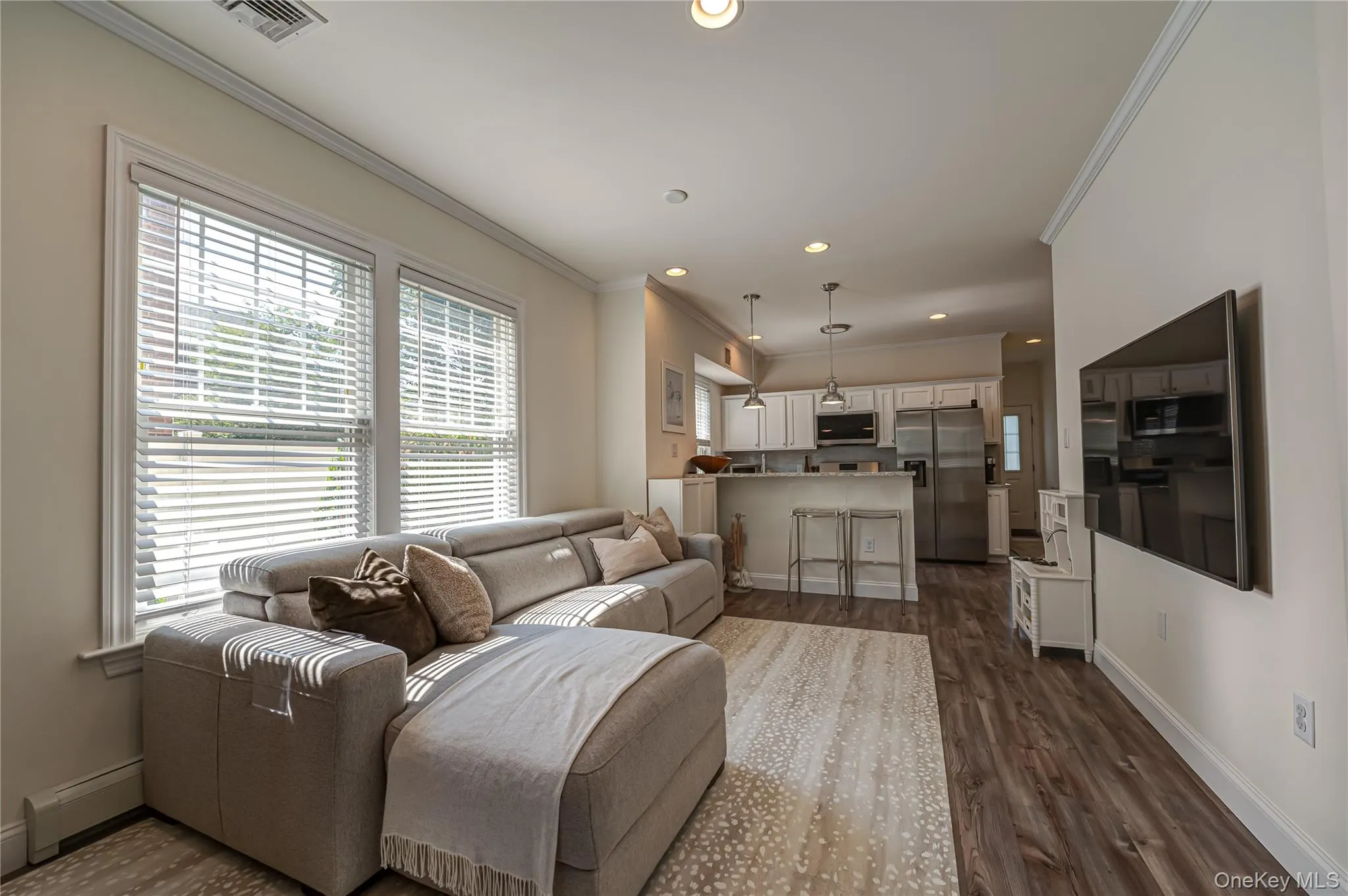 7 Nathan Hale Drive, Huntington, NY, 2 Bedrooms Bedrooms, 6 Rooms Rooms,2 BathroomsBathrooms,Residential Lease,For Rent,Nathan Hale,0,969819 7 Nathan Hale Drive, Huntington, NY, 2 Bedrooms Bedrooms, 6 Rooms Rooms,2 BathroomsBathrooms,Residential Lease,For Rent,Nathan Hale,0,969819