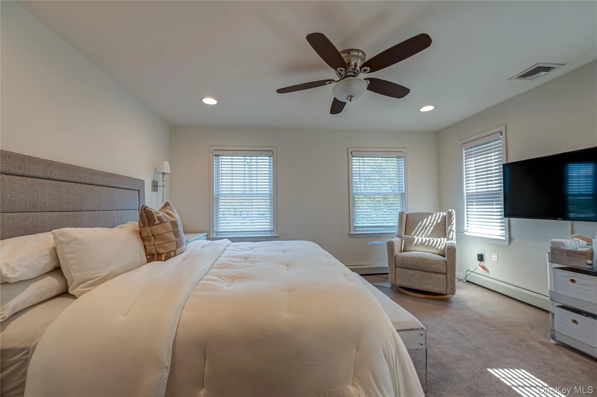 7 Nathan Hale Drive, Huntington, NY, 2 Bedrooms Bedrooms, 6 Rooms Rooms,2 BathroomsBathrooms,Residential Lease,For Rent,Nathan Hale,0,969819 7 Nathan Hale Drive, Huntington, NY, 2 Bedrooms Bedrooms, 6 Rooms Rooms,2 BathroomsBathrooms,Residential Lease,For Rent,Nathan Hale,0,969819