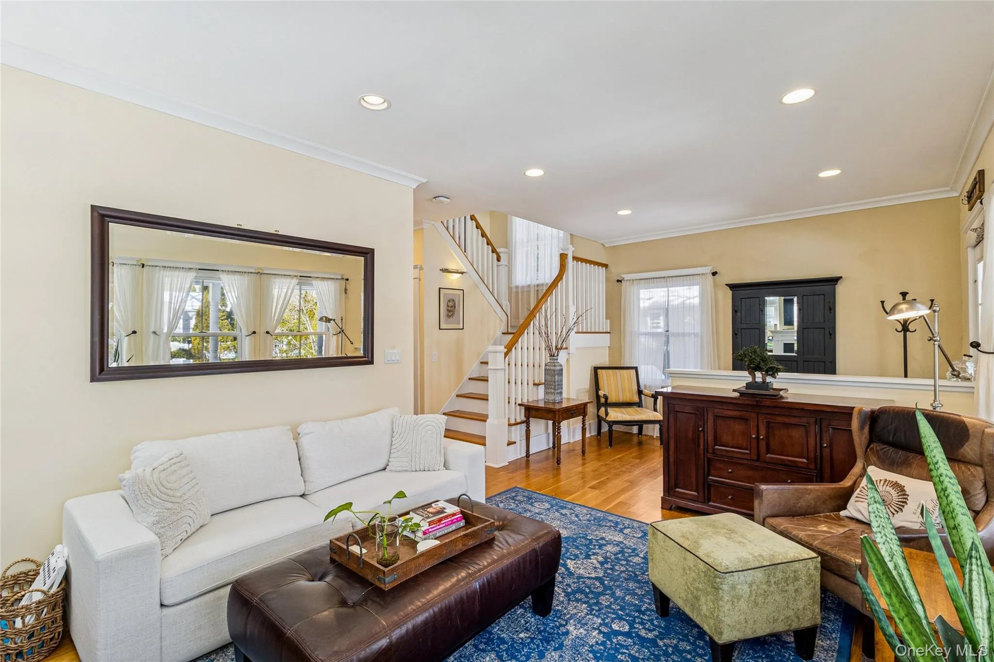 38 Baycrest Avenue, Southampton, NY, 3 Bedrooms Bedrooms, 6 Rooms Rooms,2 BathroomsBathrooms,Residential Lease,For Rent,Baycrest,0,969836 38 Baycrest Avenue, Southampton, NY, 3 Bedrooms Bedrooms, 6 Rooms Rooms,2 BathroomsBathrooms,Residential Lease,For Rent,Baycrest,0,969836