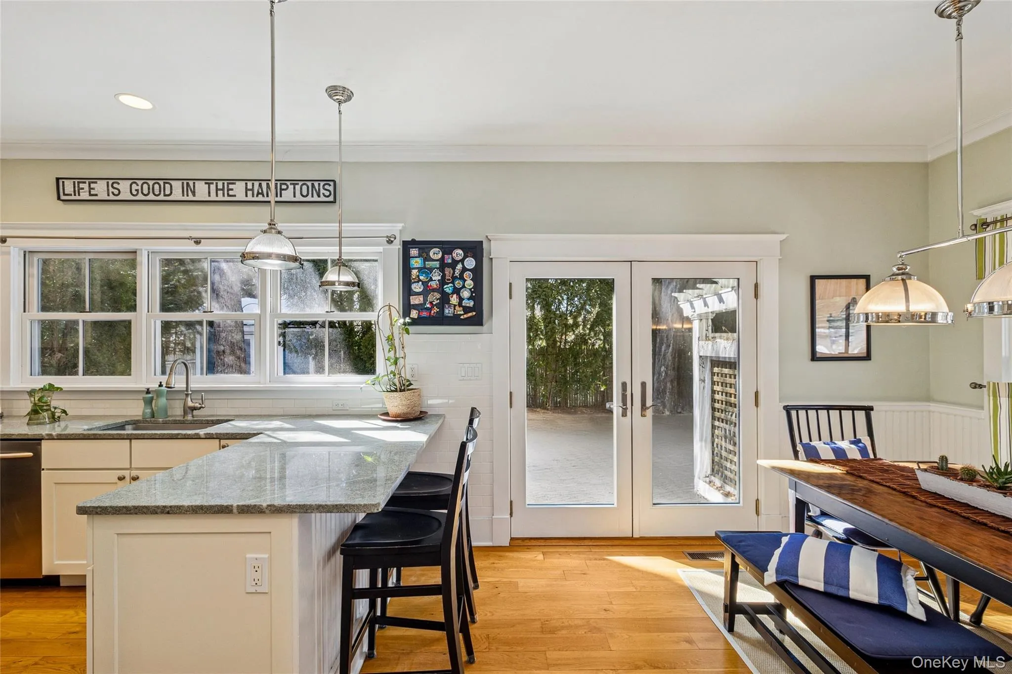 38 Baycrest Avenue, Southampton, NY, 3 Bedrooms Bedrooms, 6 Rooms Rooms,2 BathroomsBathrooms,Residential Lease,For Rent,Baycrest,0,969836 38 Baycrest Avenue, Southampton, NY, 3 Bedrooms Bedrooms, 6 Rooms Rooms,2 BathroomsBathrooms,Residential Lease,For Rent,Baycrest,0,969836