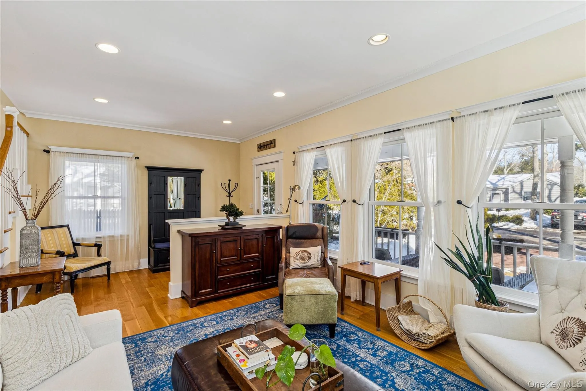 38 Baycrest Avenue, Southampton, NY, 3 Bedrooms Bedrooms, 6 Rooms Rooms,2 BathroomsBathrooms,Residential Lease,For Rent,Baycrest,0,969836 38 Baycrest Avenue, Southampton, NY, 3 Bedrooms Bedrooms, 6 Rooms Rooms,2 BathroomsBathrooms,Residential Lease,For Rent,Baycrest,0,969836