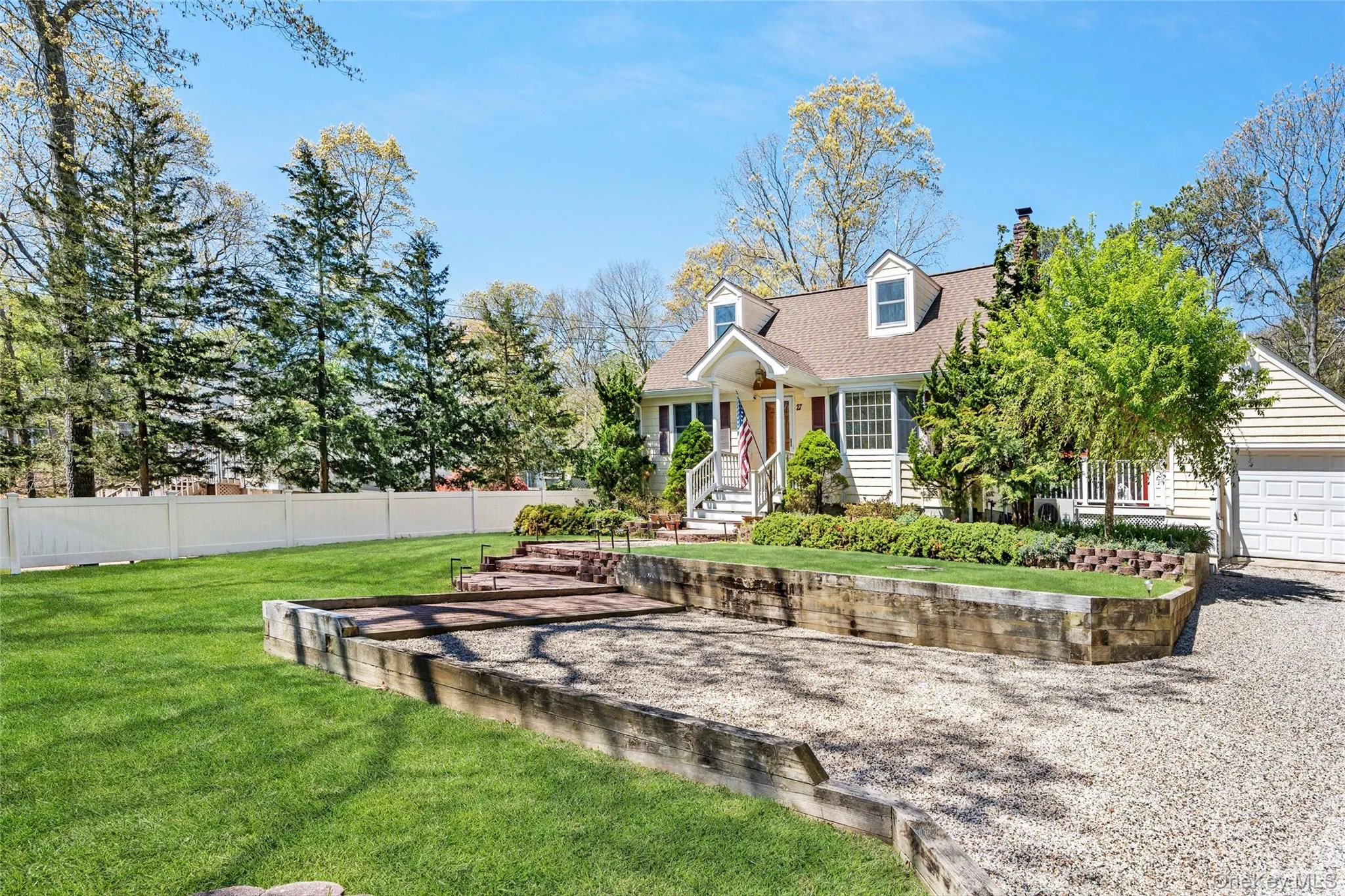 27 Summit Boulevard, Southampton, NY, 4 Bedrooms Bedrooms, 7 Rooms Rooms,2 BathroomsBathrooms,Residential Lease,For Rent,Summit,0,969837 27 Summit Boulevard, Southampton, NY, 4 Bedrooms Bedrooms, 7 Rooms Rooms,2 BathroomsBathrooms,Residential Lease,For Rent,Summit,0,969837