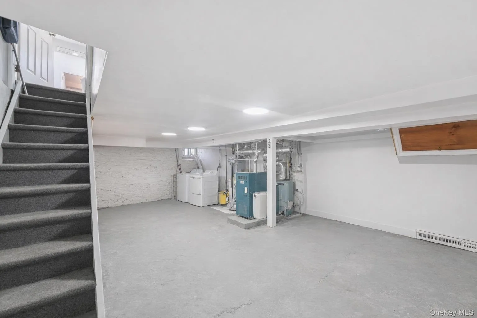 7019 71st Street, New York, NY, 3 Bedrooms Bedrooms, 7 Rooms Rooms,1 BathroomBathrooms,Residential,For Rent,71st,0,969843 7019 71st Street, New York, NY, 3 Bedrooms Bedrooms, 7 Rooms Rooms,1 BathroomBathrooms,Residential,For Rent,71st,0,969843