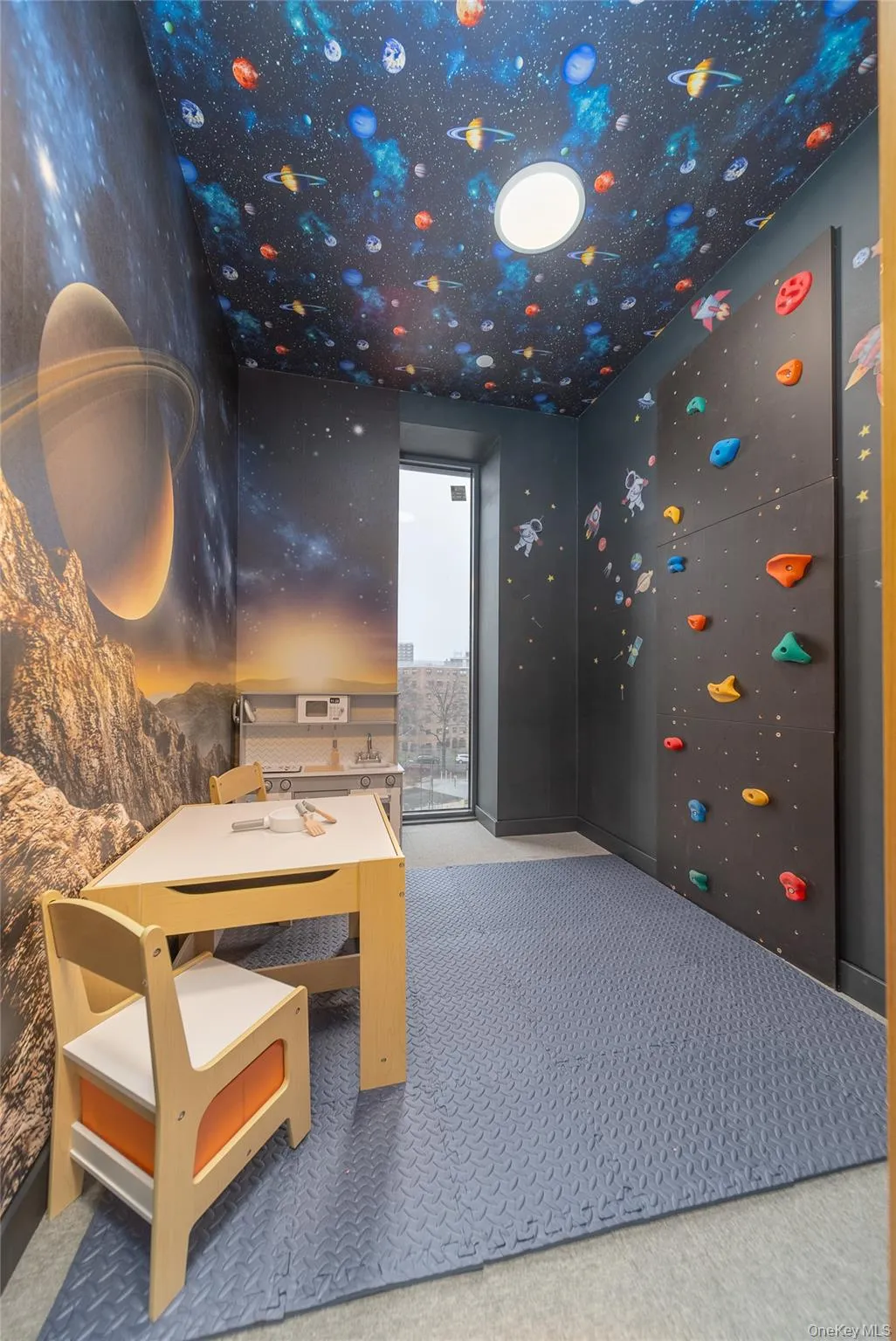 3005 Vernon Boulevard, New York, NY, 2 Rooms Rooms,1 BathroomBathrooms,Residential Lease,For Rent,Vernon,0,969847 3005 Vernon Boulevard, New York, NY, 2 Rooms Rooms,1 BathroomBathrooms,Residential Lease,For Rent,Vernon,0,969847