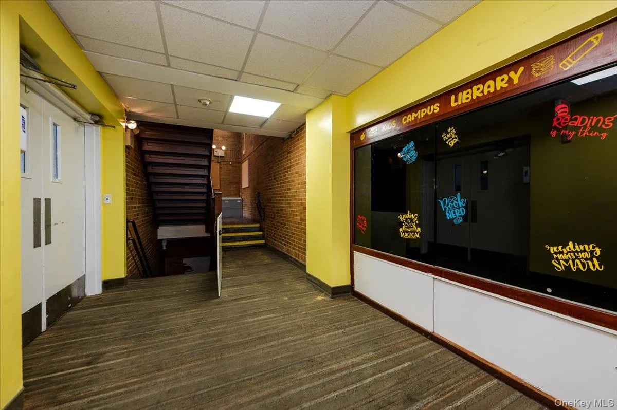 90 Henry Street, Hempstead, NY, ,Commercial Lease,For Rent,Henry Street,0,969857 90 Henry Street, Hempstead, NY, ,Commercial Lease,For Rent,Henry Street,0,969857