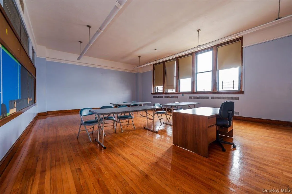 90 Henry Street, Hempstead, NY, ,Commercial Lease,For Rent,Henry Street,0,969857 90 Henry Street, Hempstead, NY, ,Commercial Lease,For Rent,Henry Street,0,969857