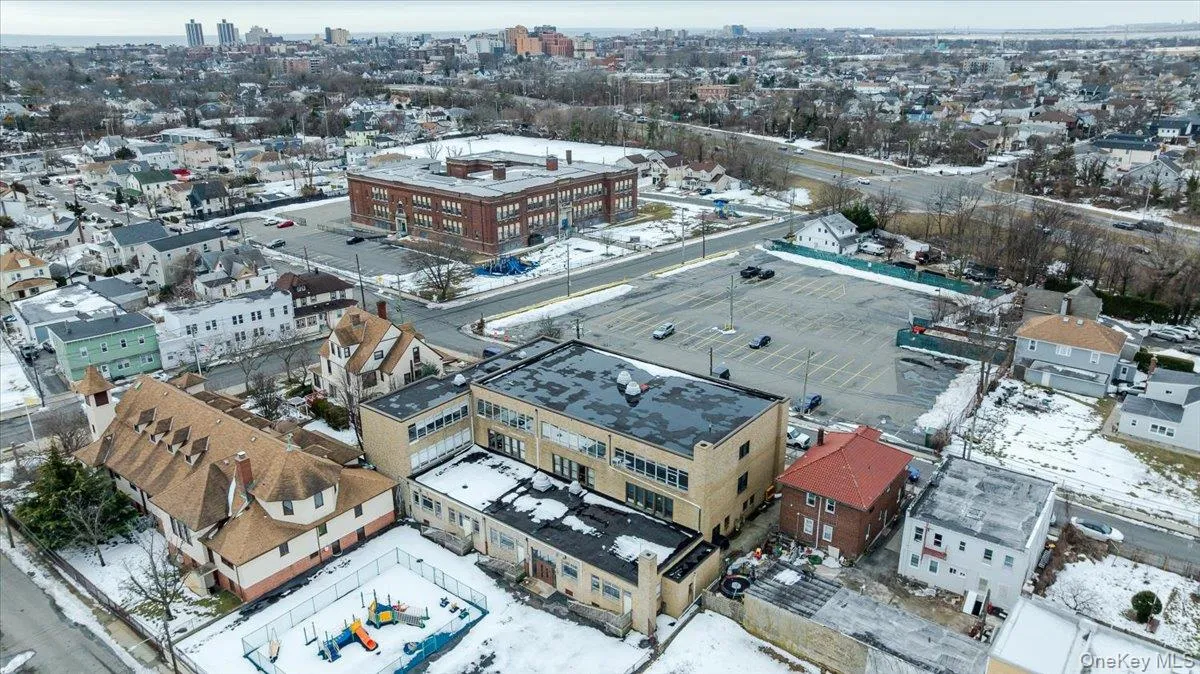 90 Henry Street, Hempstead, NY, ,Commercial Lease,For Rent,Henry Street,0,969857 90 Henry Street, Hempstead, NY, ,Commercial Lease,For Rent,Henry Street,0,969857