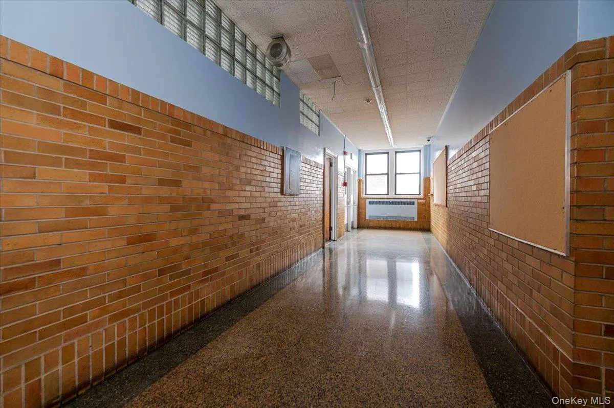 90 Henry Street, Hempstead, NY, ,Commercial Lease,For Rent,Henry Street,0,969857 90 Henry Street, Hempstead, NY, ,Commercial Lease,For Rent,Henry Street,0,969857