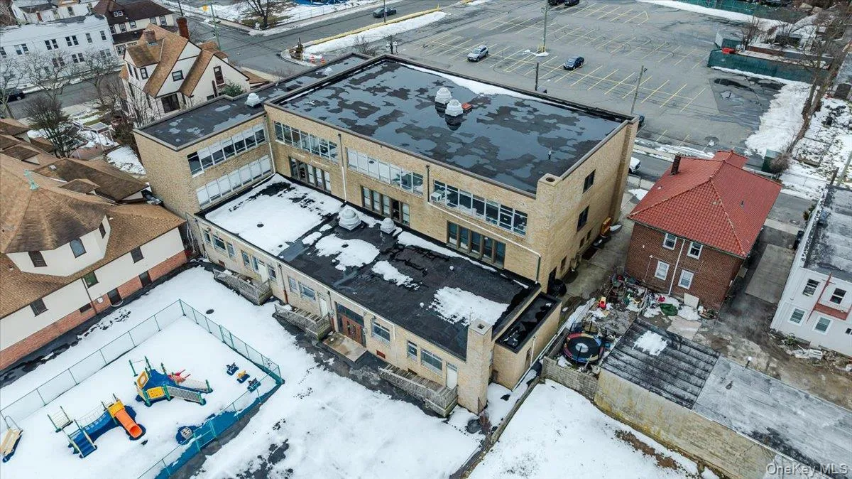 90 Henry Street, Hempstead, NY, ,Commercial Lease,For Rent,Henry Street,0,969857 90 Henry Street, Hempstead, NY, ,Commercial Lease,For Rent,Henry Street,0,969857