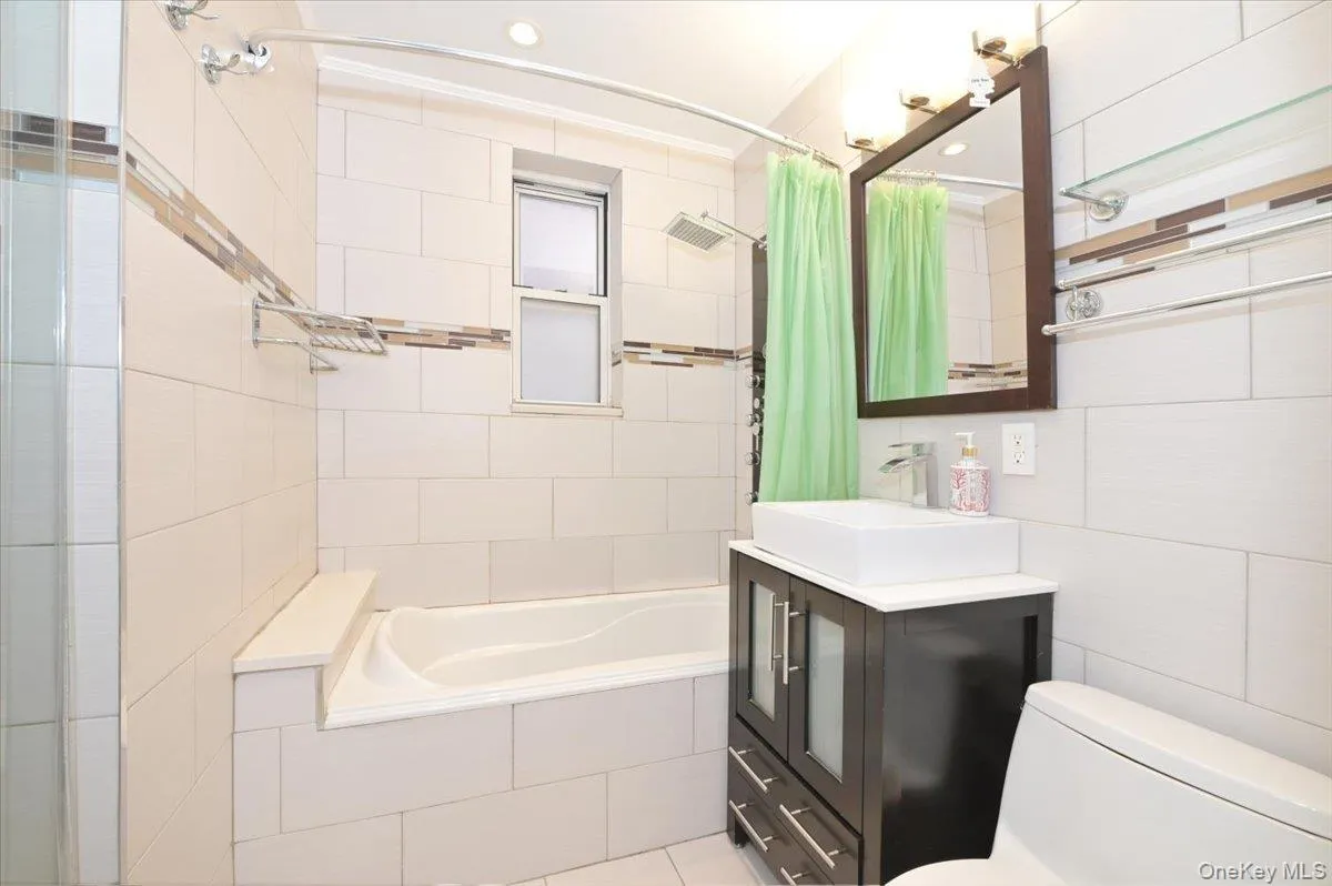 6361 99th Street, New York, NY, 2 Bedrooms Bedrooms, 4 Rooms Rooms,1 BathroomBathrooms,Residential Sale,For Rent,99th,0,969861 6361 99th Street, New York, NY, 2 Bedrooms Bedrooms, 4 Rooms Rooms,1 BathroomBathrooms,Residential Sale,For Rent,99th,0,969861