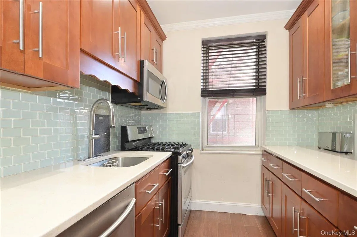 6361 99th Street, New York, NY, 2 Bedrooms Bedrooms, 4 Rooms Rooms,1 BathroomBathrooms,Residential Sale,For Rent,99th,0,969861 6361 99th Street, New York, NY, 2 Bedrooms Bedrooms, 4 Rooms Rooms,1 BathroomBathrooms,Residential Sale,For Rent,99th,0,969861