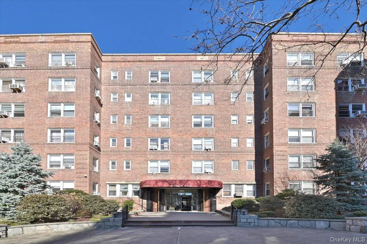 6361 99th Street, New York, NY, 2 Bedrooms Bedrooms, 4 Rooms Rooms,1 BathroomBathrooms,Residential Sale,For Rent,99th,0,969861 6361 99th Street, New York, NY, 2 Bedrooms Bedrooms, 4 Rooms Rooms,1 BathroomBathrooms,Residential Sale,For Rent,99th,0,969861