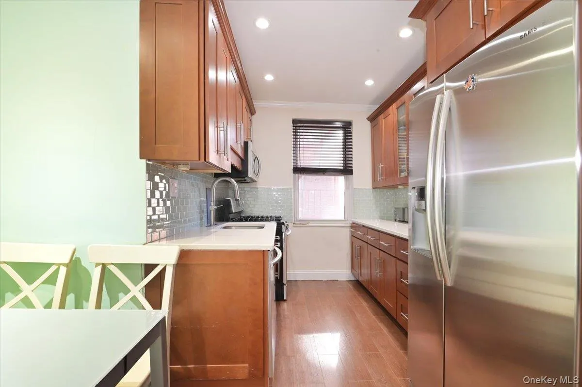 6361 99th Street, New York, NY, 2 Bedrooms Bedrooms, 4 Rooms Rooms,1 BathroomBathrooms,Residential Sale,For Rent,99th,0,969861 6361 99th Street, New York, NY, 2 Bedrooms Bedrooms, 4 Rooms Rooms,1 BathroomBathrooms,Residential Sale,For Rent,99th,0,969861