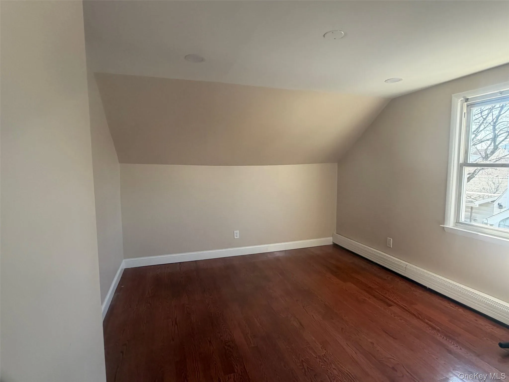 73 Willoughby Avenue, Oyster Bay, NY, 4 Bedrooms Bedrooms, 6 Rooms Rooms,2 BathroomsBathrooms,Residential Lease,For Rent,Willoughby,0,969868 73 Willoughby Avenue, Oyster Bay, NY, 4 Bedrooms Bedrooms, 6 Rooms Rooms,2 BathroomsBathrooms,Residential Lease,For Rent,Willoughby,0,969868