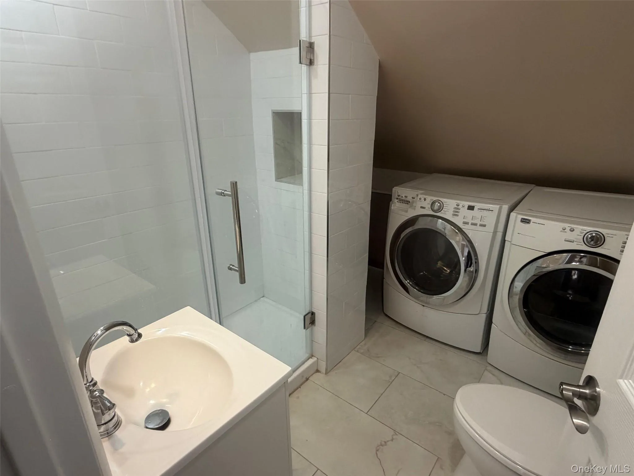 73 Willoughby Avenue, Oyster Bay, NY, 4 Bedrooms Bedrooms, 6 Rooms Rooms,2 BathroomsBathrooms,Residential Lease,For Rent,Willoughby,0,969868 73 Willoughby Avenue, Oyster Bay, NY, 4 Bedrooms Bedrooms, 6 Rooms Rooms,2 BathroomsBathrooms,Residential Lease,For Rent,Willoughby,0,969868