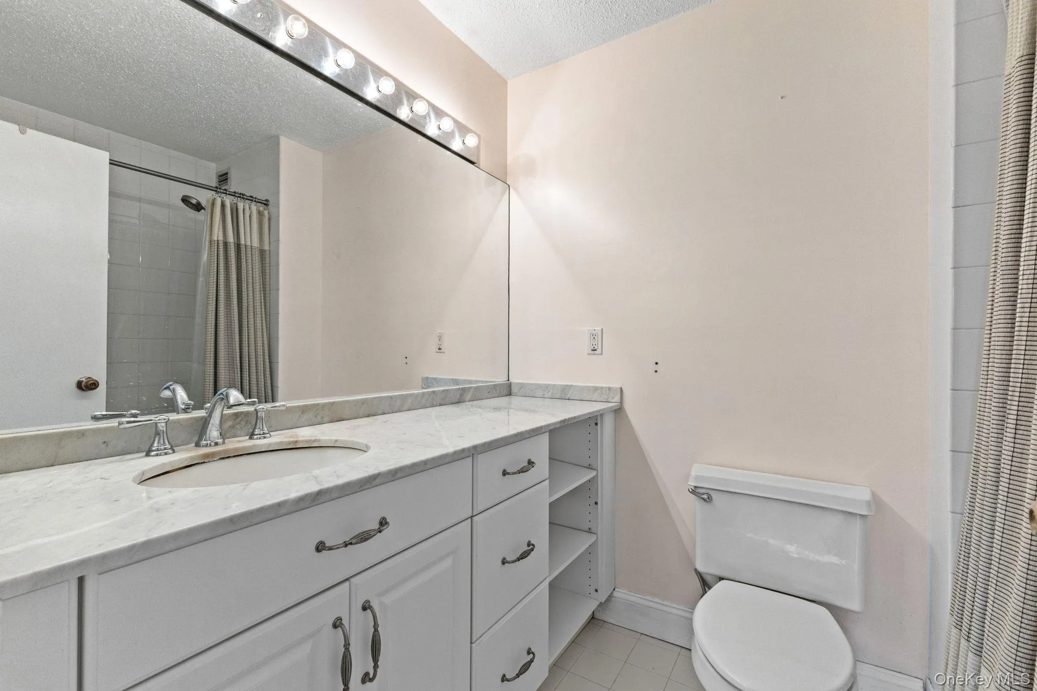 25 Rockledge Avenue, White Plains, NY, 1 Bedroom Bedrooms, 4 Rooms Rooms,1 BathroomBathrooms,Residential Lease,For Rent,Rockledge,0,969877 25 Rockledge Avenue, White Plains, NY, 1 Bedroom Bedrooms, 4 Rooms Rooms,1 BathroomBathrooms,Residential Lease,For Rent,Rockledge,0,969877