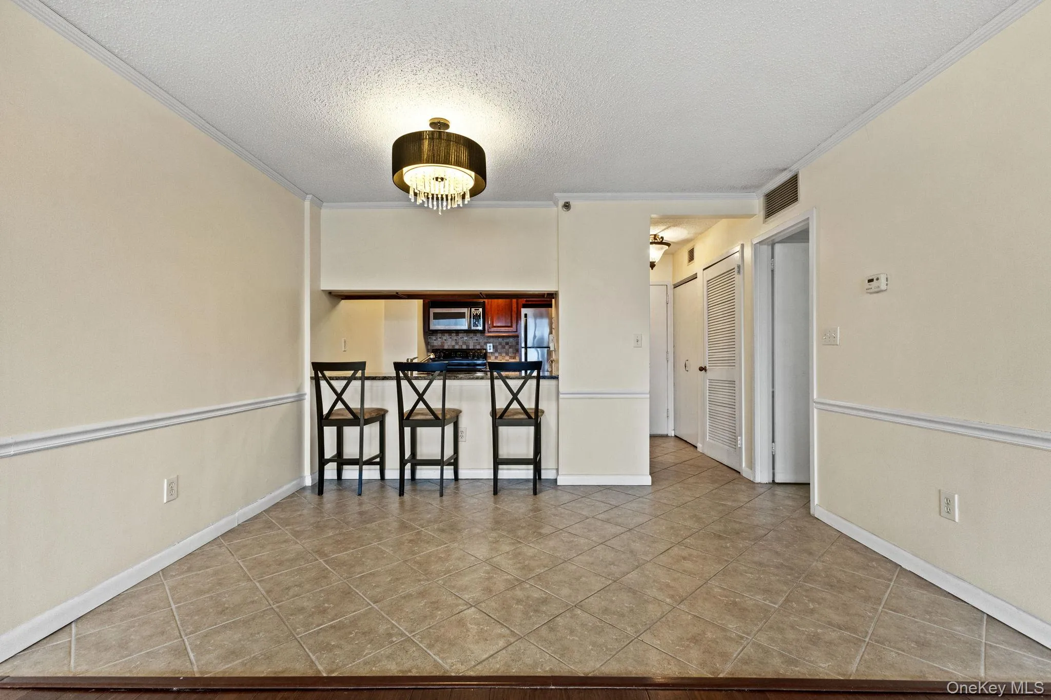 25 Rockledge Avenue, White Plains, NY, 1 Bedroom Bedrooms, 4 Rooms Rooms,1 BathroomBathrooms,Residential Lease,For Rent,Rockledge,0,969877 25 Rockledge Avenue, White Plains, NY, 1 Bedroom Bedrooms, 4 Rooms Rooms,1 BathroomBathrooms,Residential Lease,For Rent,Rockledge,0,969877