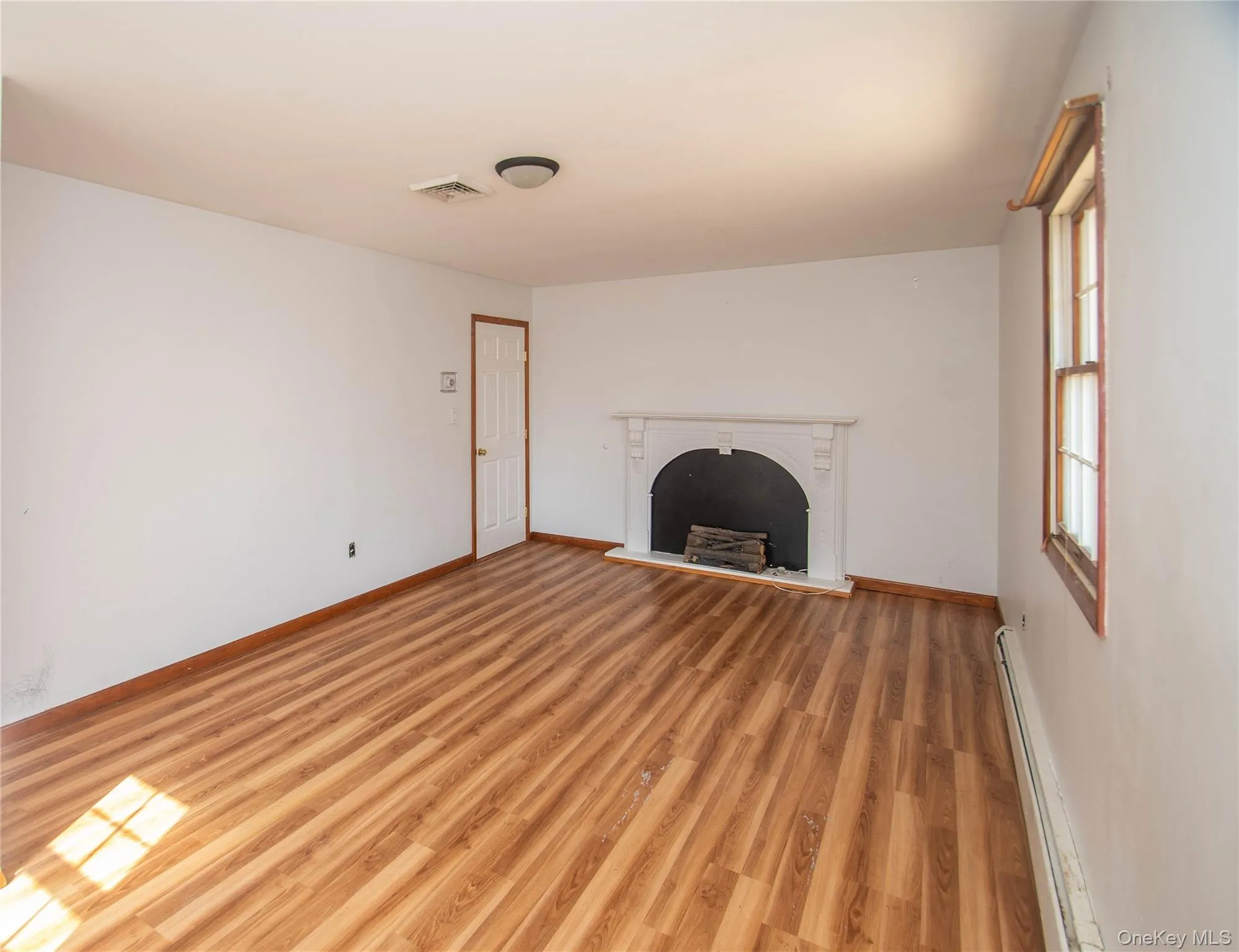 18 Russo Drive, Newburgh (town), NY, 4 Bedrooms Bedrooms, 9 Rooms Rooms,3 BathroomsBathrooms,Residential,For Rent,Russo,0,969889 18 Russo Drive, Newburgh (town), NY, 4 Bedrooms Bedrooms, 9 Rooms Rooms,3 BathroomsBathrooms,Residential,For Rent,Russo,0,969889
