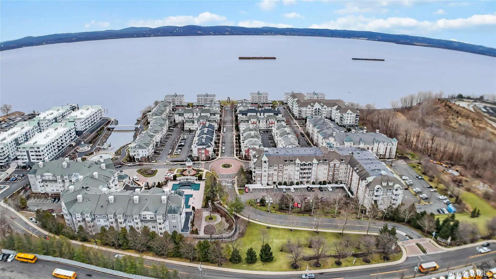 3 Harbor Pointe Drive, Haverstraw, NY, 2 Bedrooms Bedrooms, 11 Rooms Rooms,2 BathroomsBathrooms,Residential,For Rent,Harbor Pointe,0,969903 3 Harbor Pointe Drive, Haverstraw, NY, 2 Bedrooms Bedrooms, 11 Rooms Rooms,2 BathroomsBathrooms,Residential,For Rent,Harbor Pointe,0,969903