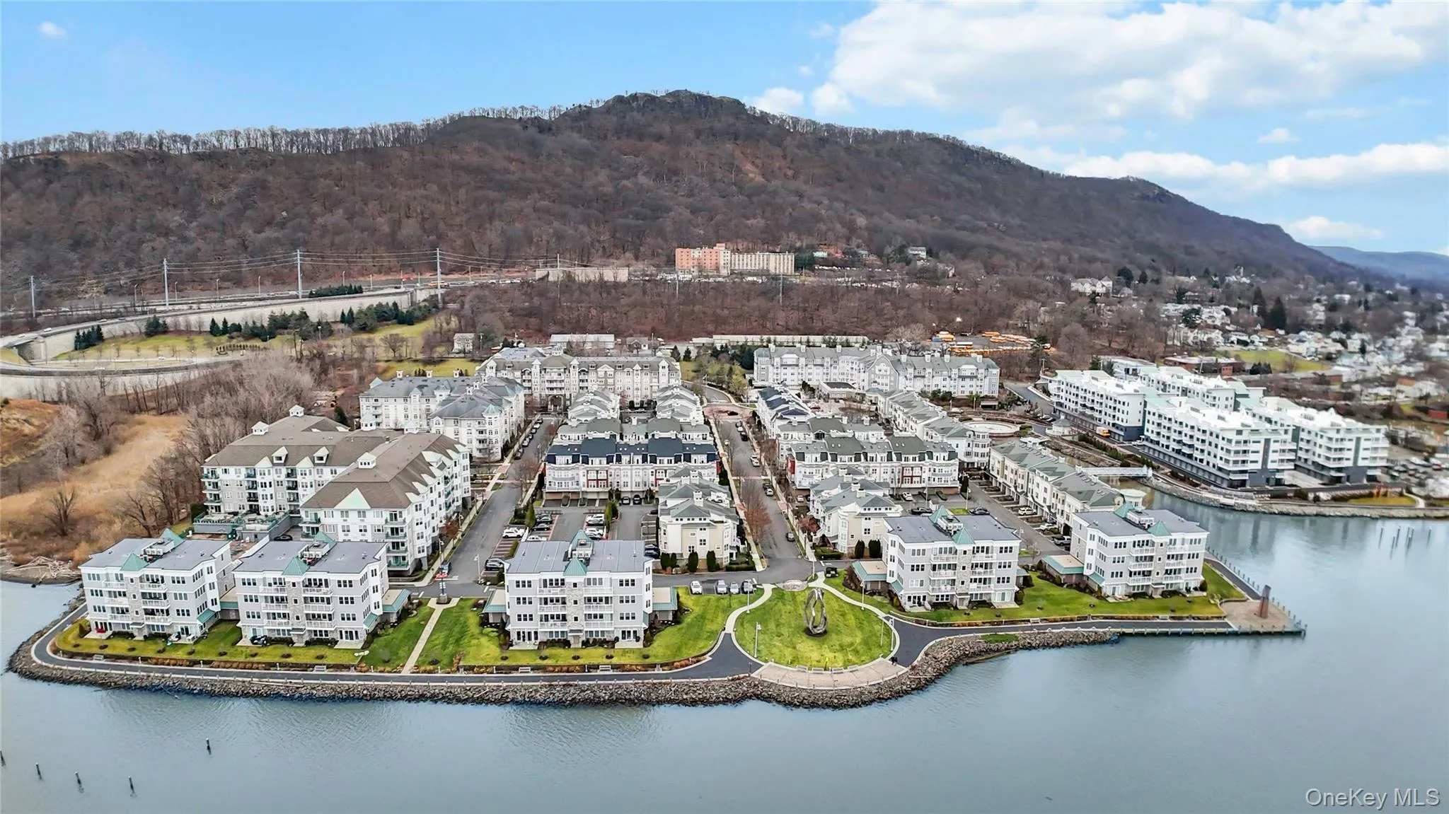 3 Harbor Pointe Drive, Haverstraw, NY, 2 Bedrooms Bedrooms, 11 Rooms Rooms,2 BathroomsBathrooms,Residential,For Rent,Harbor Pointe,0,969903 3 Harbor Pointe Drive, Haverstraw, NY, 2 Bedrooms Bedrooms, 11 Rooms Rooms,2 BathroomsBathrooms,Residential,For Rent,Harbor Pointe,0,969903