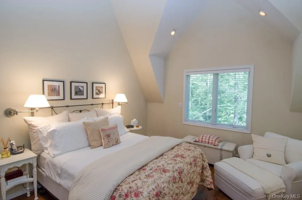 21 Marko Drive, Highland, NY, 3 Bedrooms Bedrooms, 7 Rooms Rooms,2 BathroomsBathrooms,Residential Sale,For Rent,Marko,0,969915 21 Marko Drive, Highland, NY, 3 Bedrooms Bedrooms, 7 Rooms Rooms,2 BathroomsBathrooms,Residential Sale,For Rent,Marko,0,969915