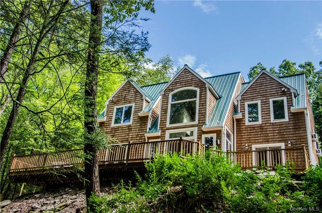 21 Marko Drive, Highland, NY, 3 Bedrooms Bedrooms, 7 Rooms Rooms,2 BathroomsBathrooms,Residential,For Rent,Marko,0,969915 21 Marko Drive, Highland, NY, 3 Bedrooms Bedrooms, 7 Rooms Rooms,2 BathroomsBathrooms,Residential,For Rent,Marko,0,969915