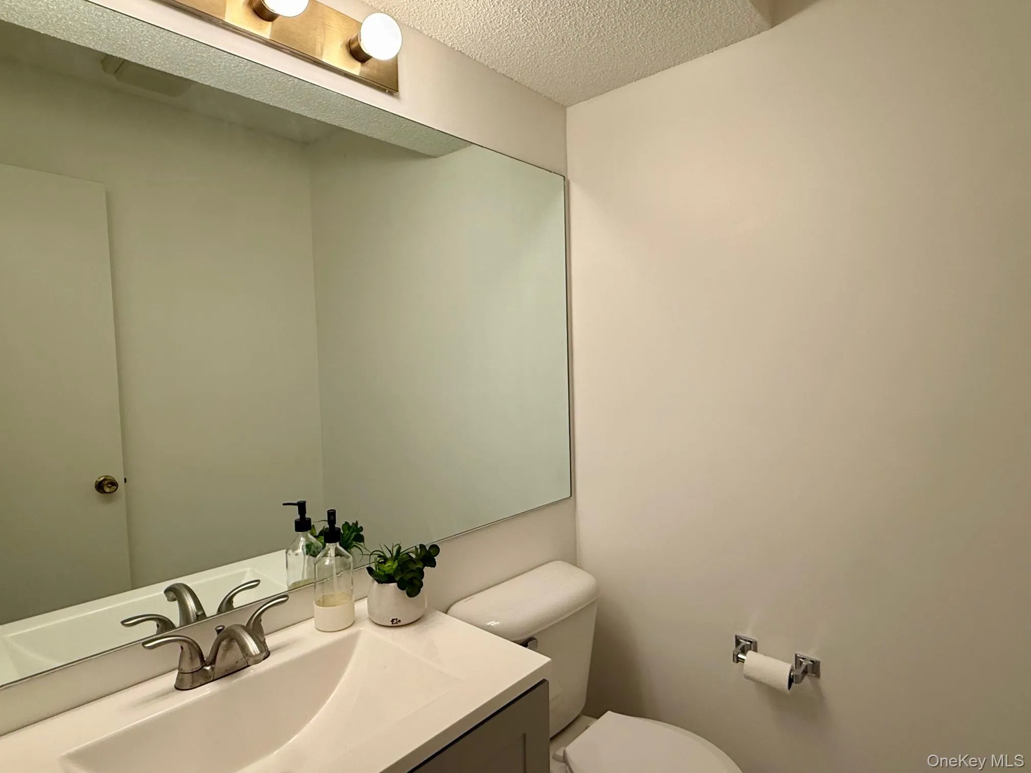 14 Pond Drive, Rhinebeck, NY, 2 Bedrooms Bedrooms, 5 Rooms Rooms,2 BathroomsBathrooms,Residential Lease,For Rent,Pond,0,969926 14 Pond Drive, Rhinebeck, NY, 2 Bedrooms Bedrooms, 5 Rooms Rooms,2 BathroomsBathrooms,Residential Lease,For Rent,Pond,0,969926