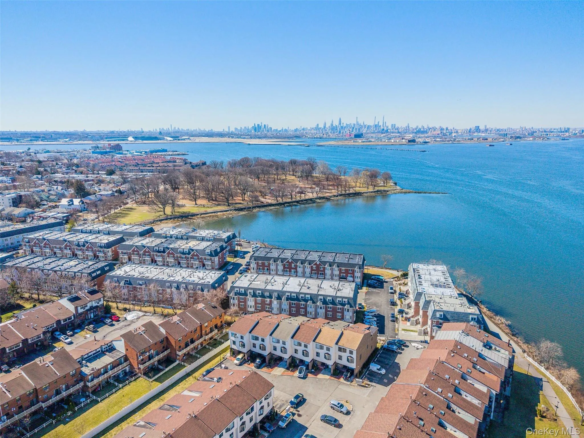 12012 Riviera Court, New York, NY, 3 Bedrooms Bedrooms, 8 Rooms Rooms,2 BathroomsBathrooms,Residential,For Rent,Riviera,0,969928 12012 Riviera Court, New York, NY, 3 Bedrooms Bedrooms, 8 Rooms Rooms,2 BathroomsBathrooms,Residential,For Rent,Riviera,0,969928