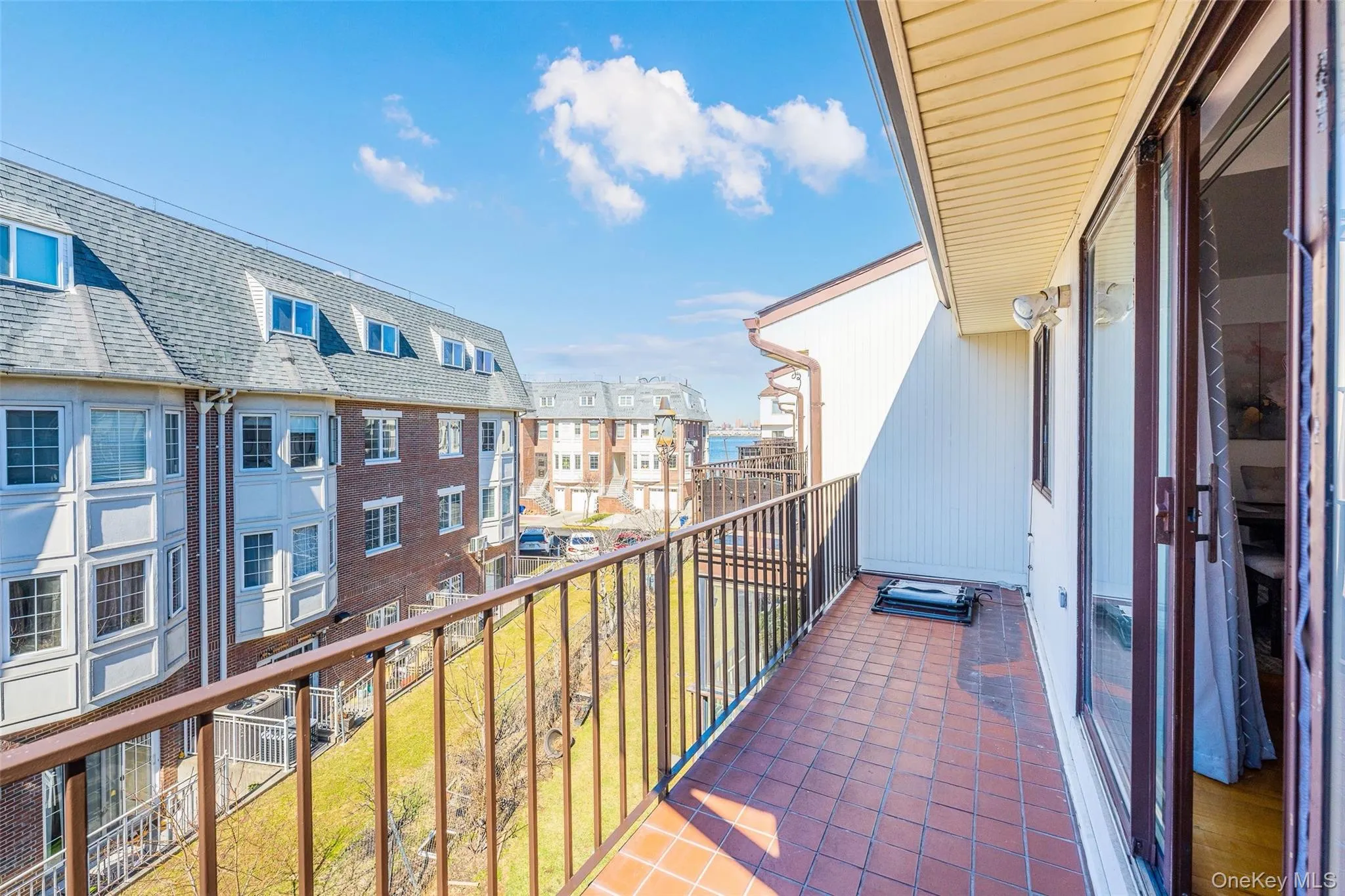 12012 Riviera Court, New York, NY, 3 Bedrooms Bedrooms, 8 Rooms Rooms,2 BathroomsBathrooms,Residential,For Rent,Riviera,0,969928 12012 Riviera Court, New York, NY, 3 Bedrooms Bedrooms, 8 Rooms Rooms,2 BathroomsBathrooms,Residential,For Rent,Riviera,0,969928
