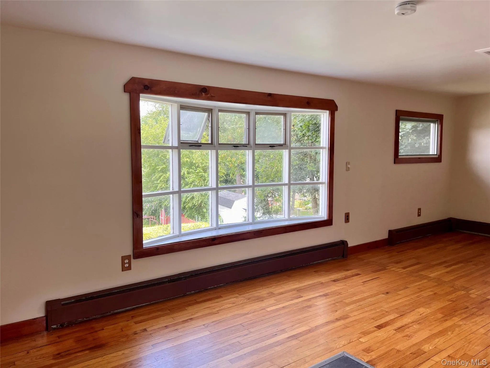 2 Oak Street, Chester Town, NY, 2 Bedrooms Bedrooms, 3 Rooms Rooms,1 BathroomBathrooms,Residential Lease,For Rent,Oak,0,969943 2 Oak Street, Chester Town, NY, 2 Bedrooms Bedrooms, 3 Rooms Rooms,1 BathroomBathrooms,Residential Lease,For Rent,Oak,0,969943