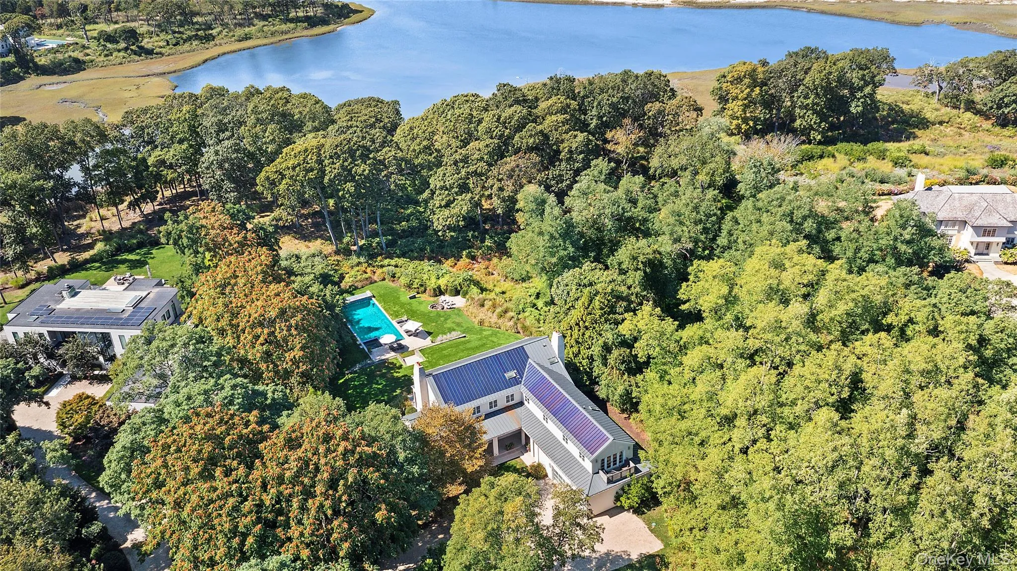 27 Ezekills Hollow, Southampton, New York 11963