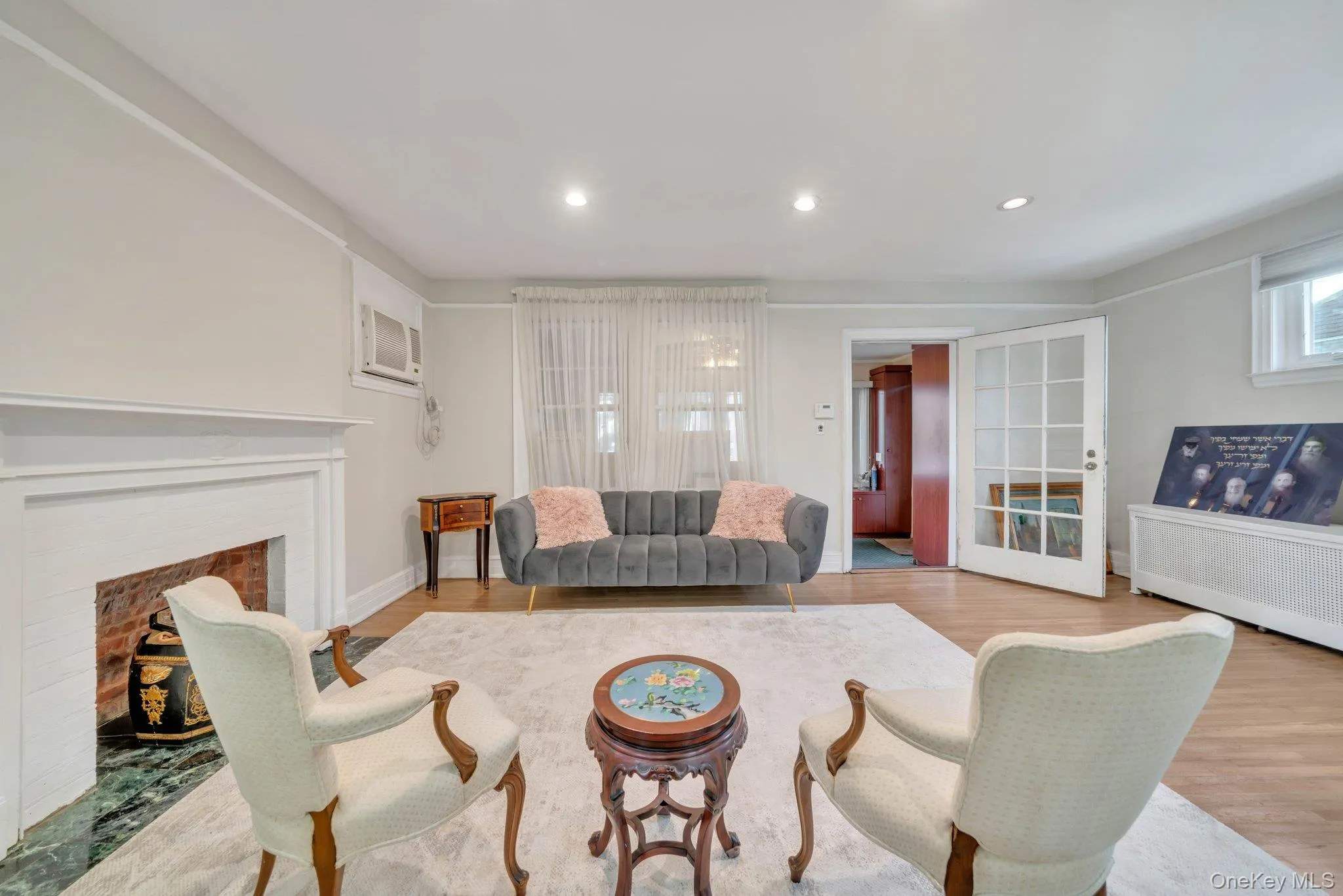 122-05 Metropolitan Avenue, New York, NY, 7 Bedrooms Bedrooms, 12 Rooms Rooms,4 BathroomsBathrooms,Residential,For Rent,Metropolitan,0,969952 122-05 Metropolitan Avenue, New York, NY, 7 Bedrooms Bedrooms, 12 Rooms Rooms,4 BathroomsBathrooms,Residential,For Rent,Metropolitan,0,969952