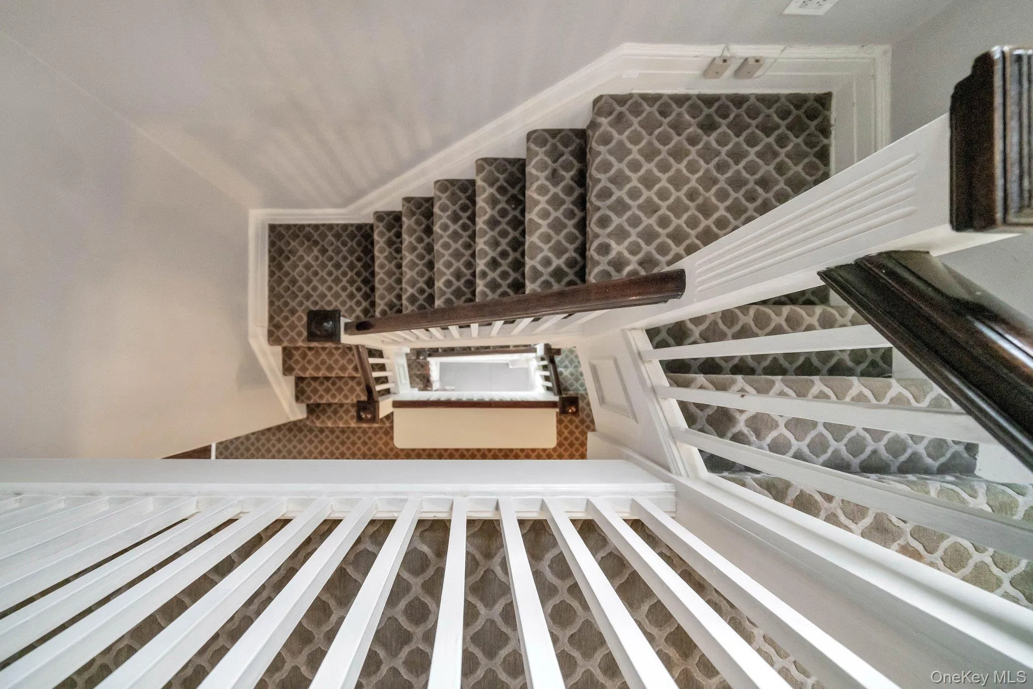 122-05 Metropolitan Avenue, New York, NY, 7 Bedrooms Bedrooms, 12 Rooms Rooms,4 BathroomsBathrooms,Residential,For Rent,Metropolitan,0,969952 122-05 Metropolitan Avenue, New York, NY, 7 Bedrooms Bedrooms, 12 Rooms Rooms,4 BathroomsBathrooms,Residential,For Rent,Metropolitan,0,969952